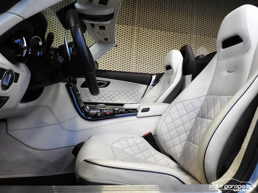 MERCEDES-BENZ SLS 63 AMG GT Speedshift-image-6