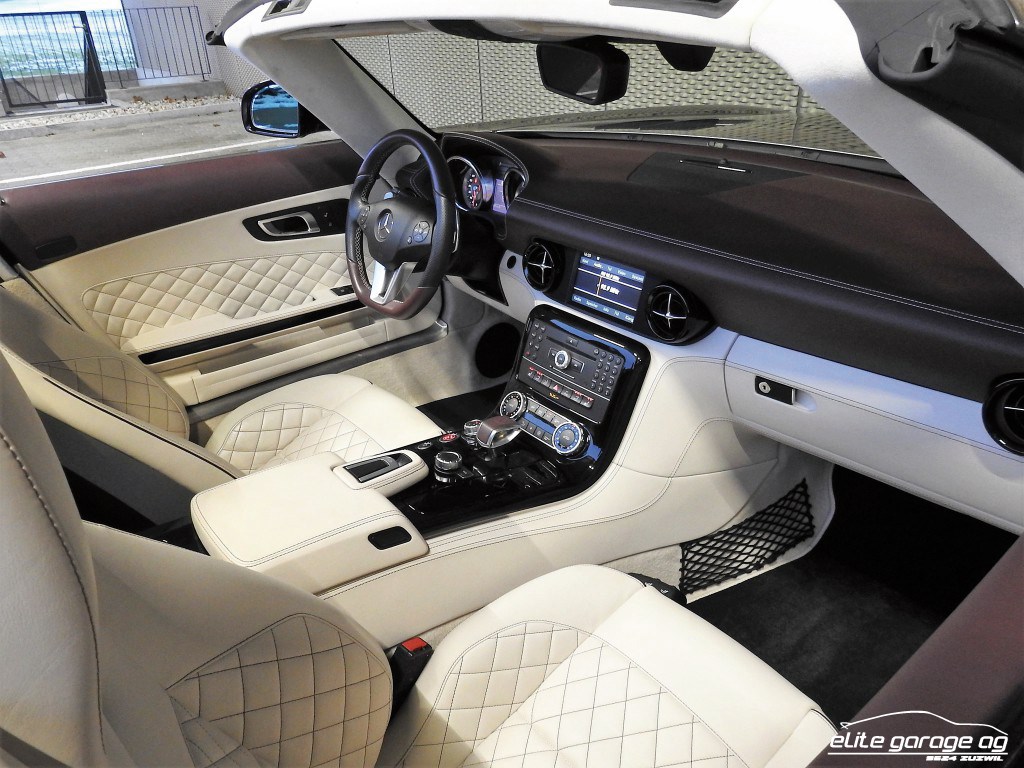 MERCEDES-BENZ SLS 63 AMG GT Speedshift-image-9