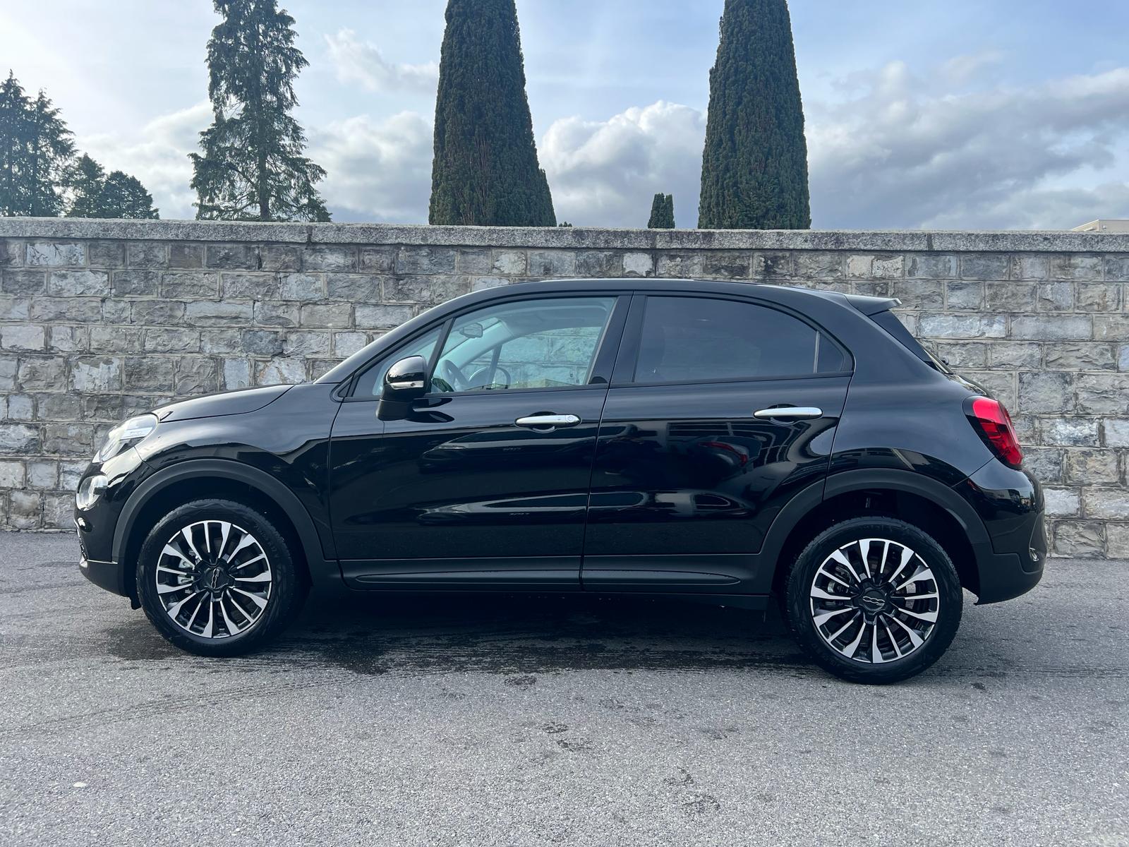 FIAT 500X 1.5 Hybrid Swiss Edition DCT-image-0
