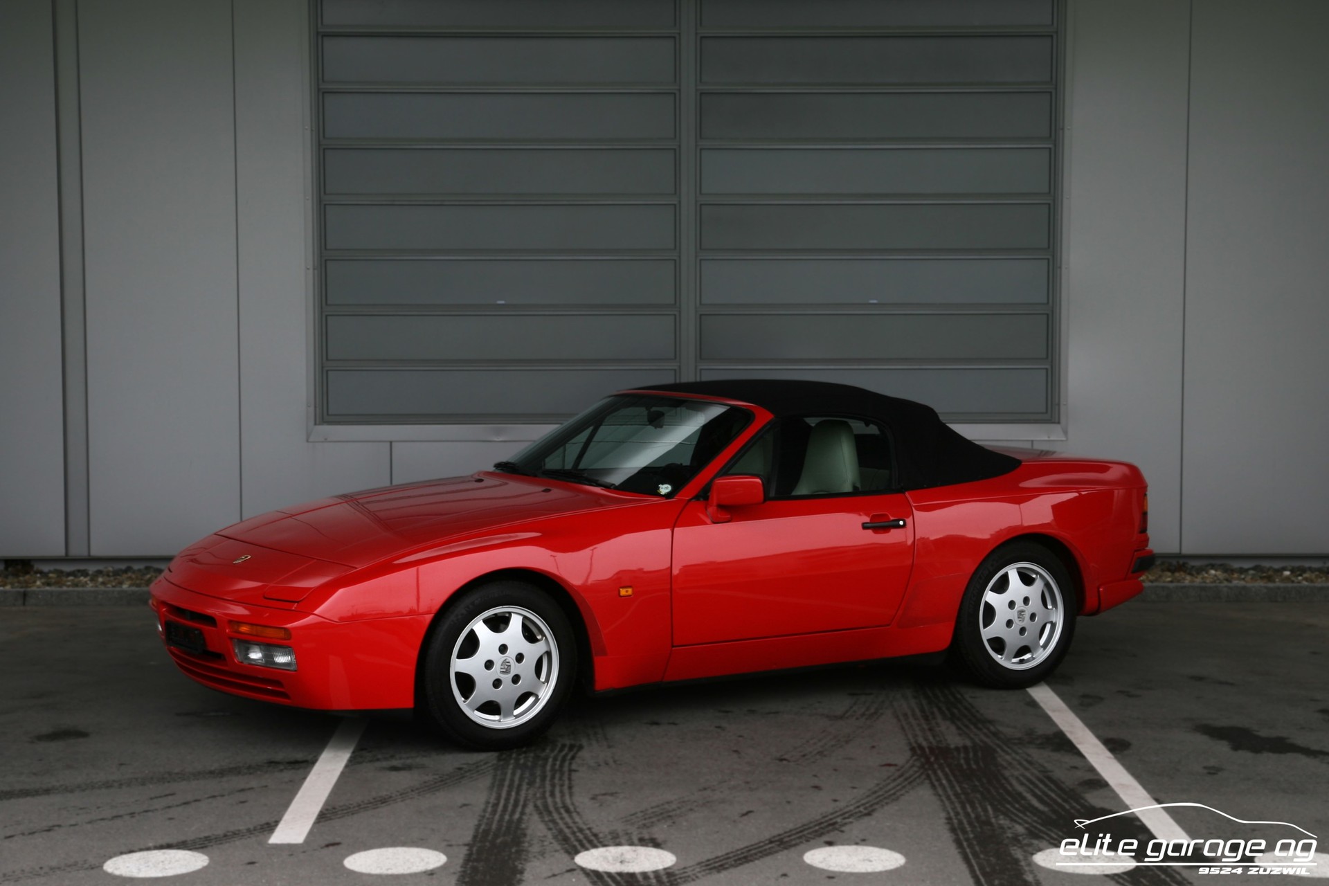 PORSCHE 944 S2 Cabriolet-image-0