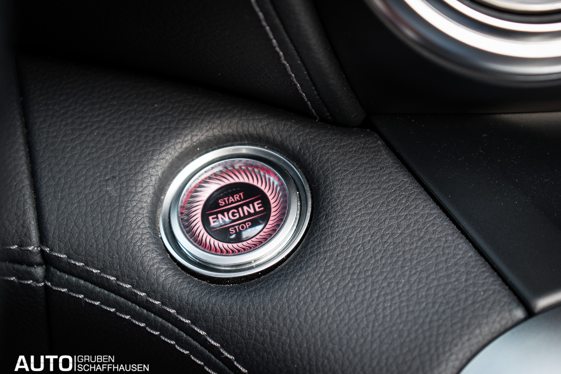 MERCEDES-BENZ AMG GT Roadster Speedshift DCT-image-16