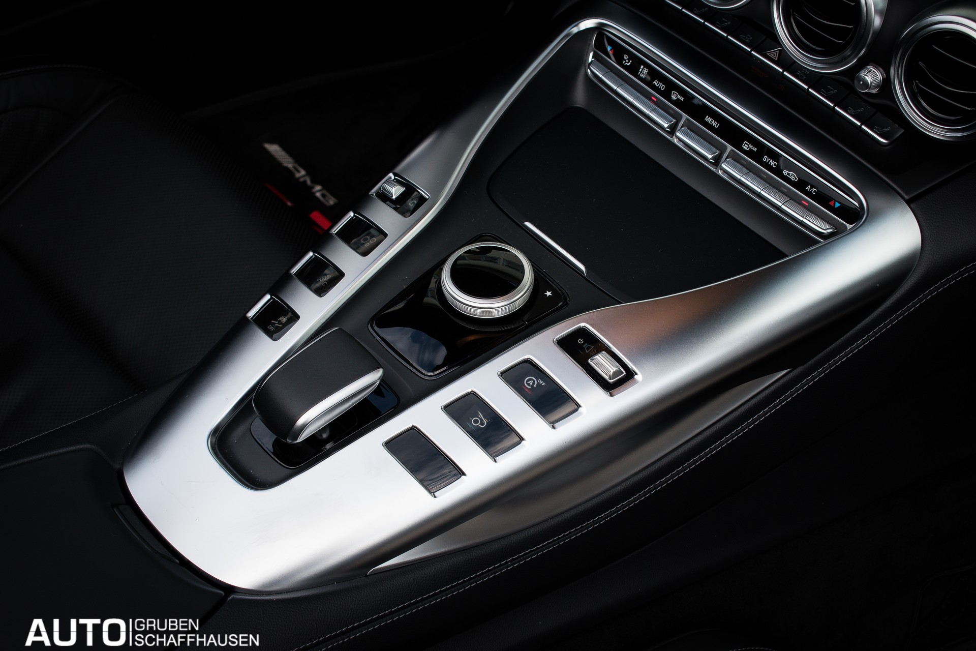 MERCEDES-BENZ AMG GT Roadster Speedshift DCT-image-11