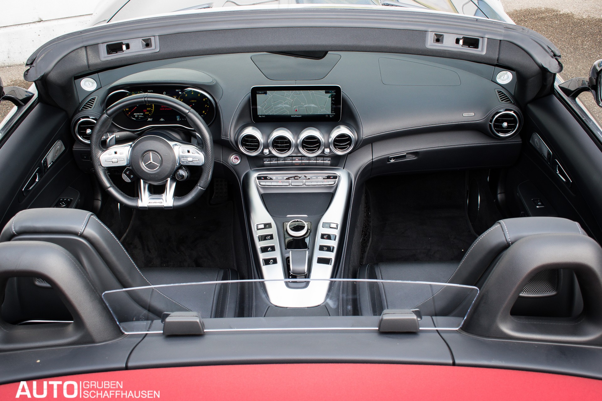 MERCEDES-BENZ AMG GT Roadster Speedshift DCT-image-12