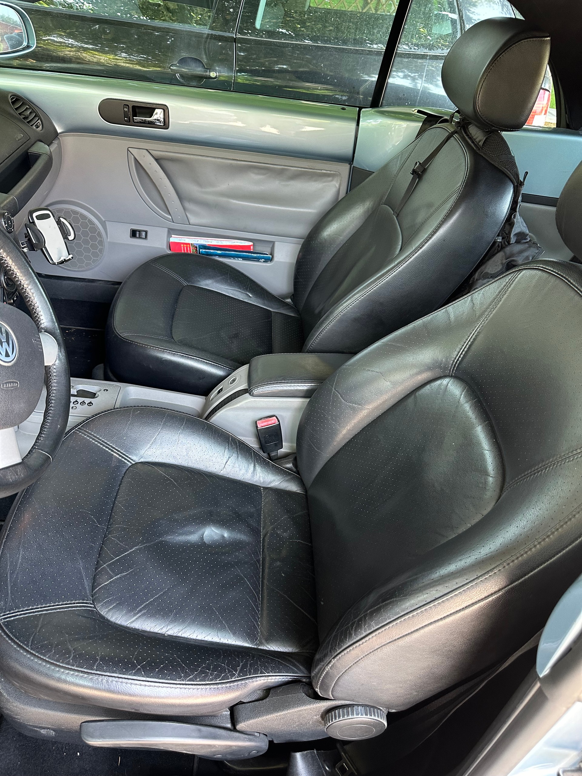 VW New Beetle 2.0-image-3