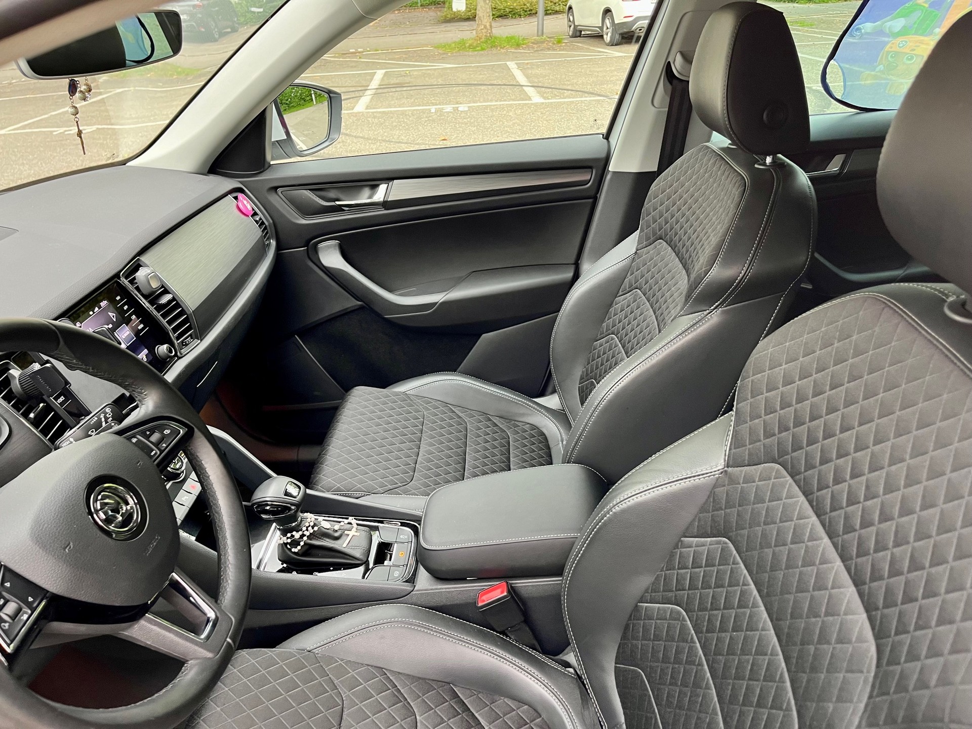 SKODA Kodiaq 2.0 TSI 4x4 DSG Smile-image-5