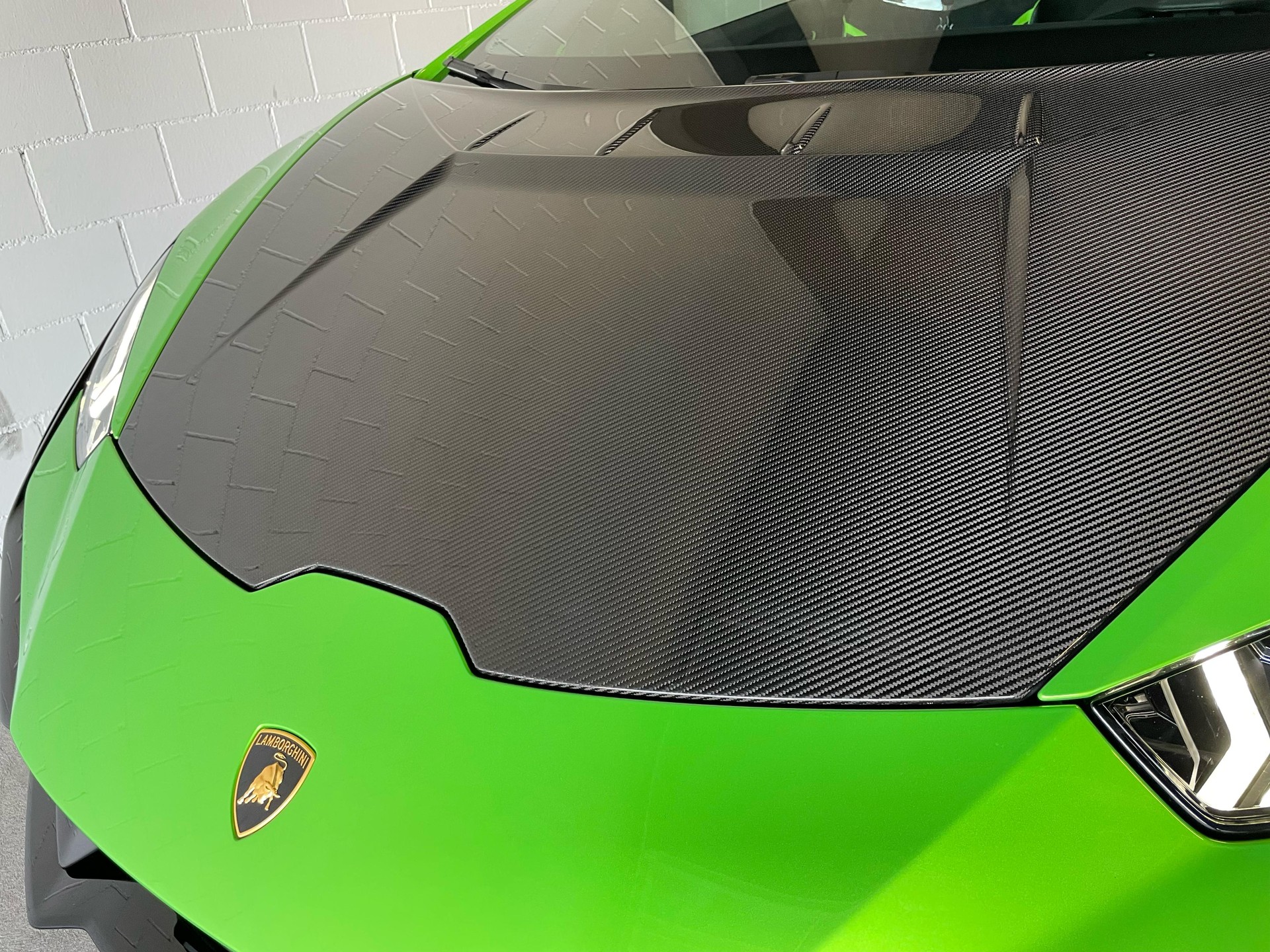 LAMBORGHINI Huracan TECNICA Coupé DCT-image-2