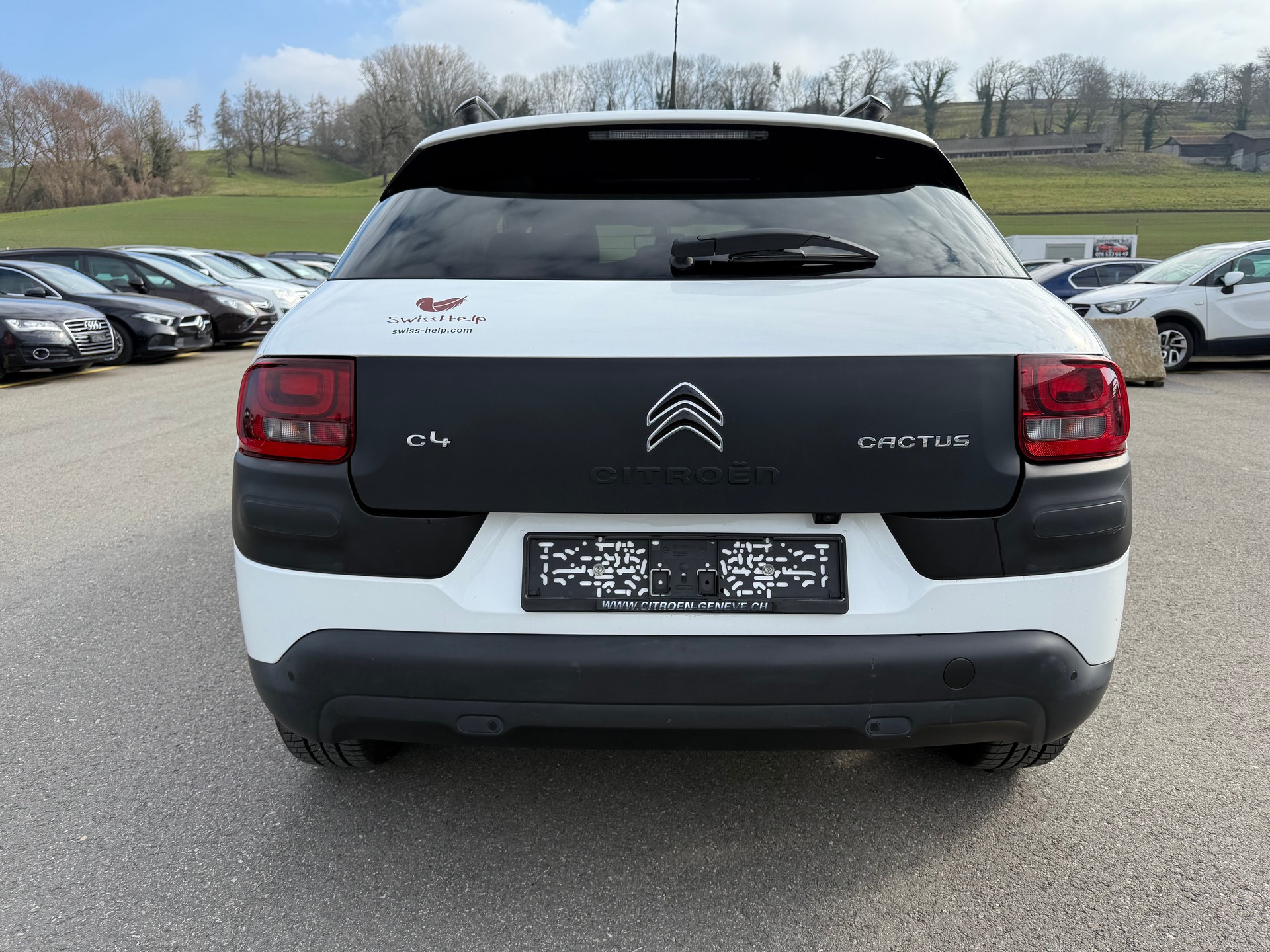 CITROEN C4 Cactus 1.2 e-THP Shine-image-13