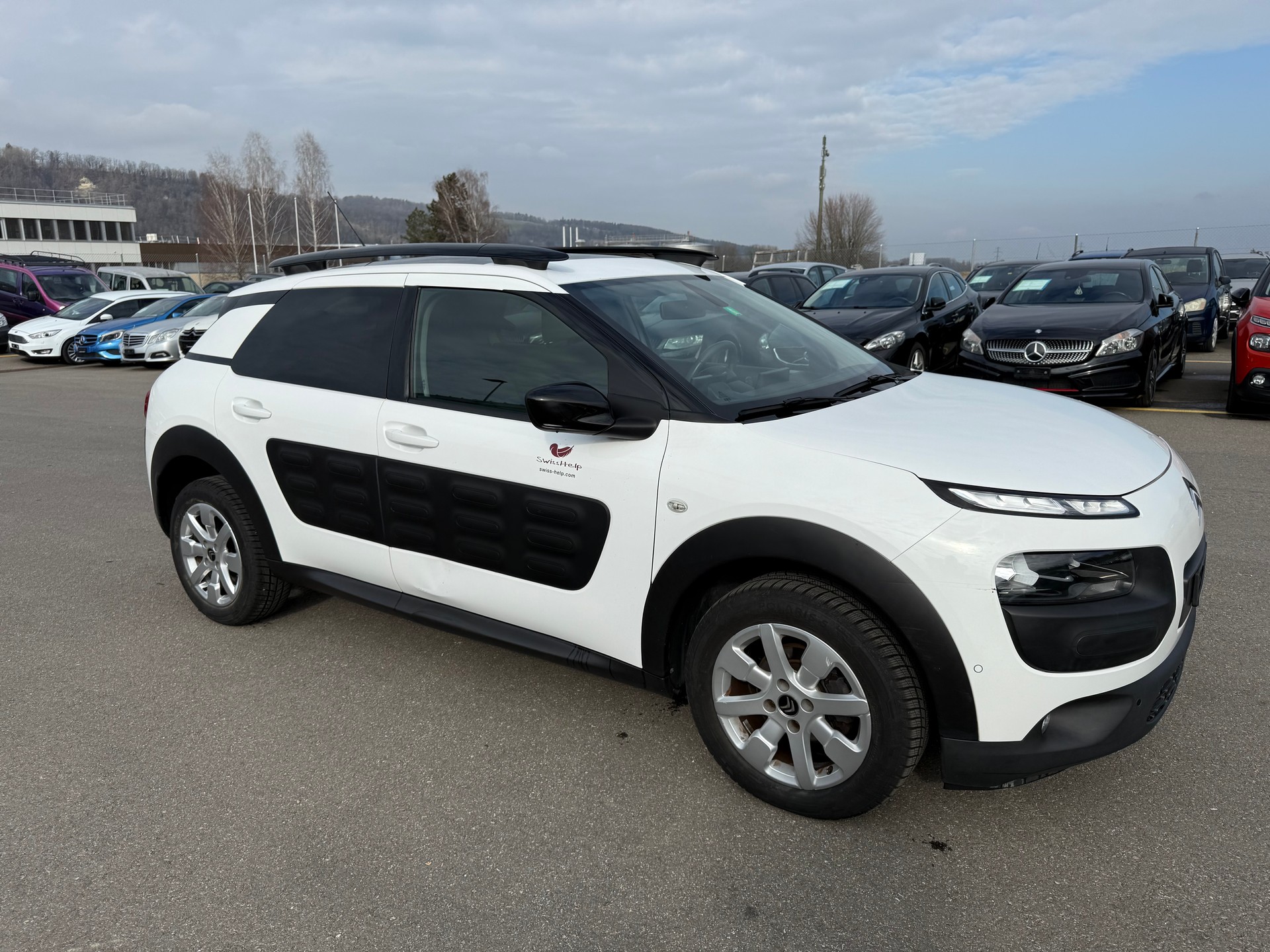 CITROEN C4 Cactus 1.2 e-THP Shine-image-10