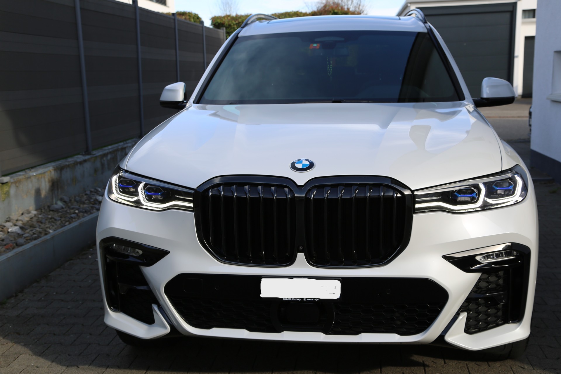 BMW X7 xDrive 48V 40i Steptronic-image-0