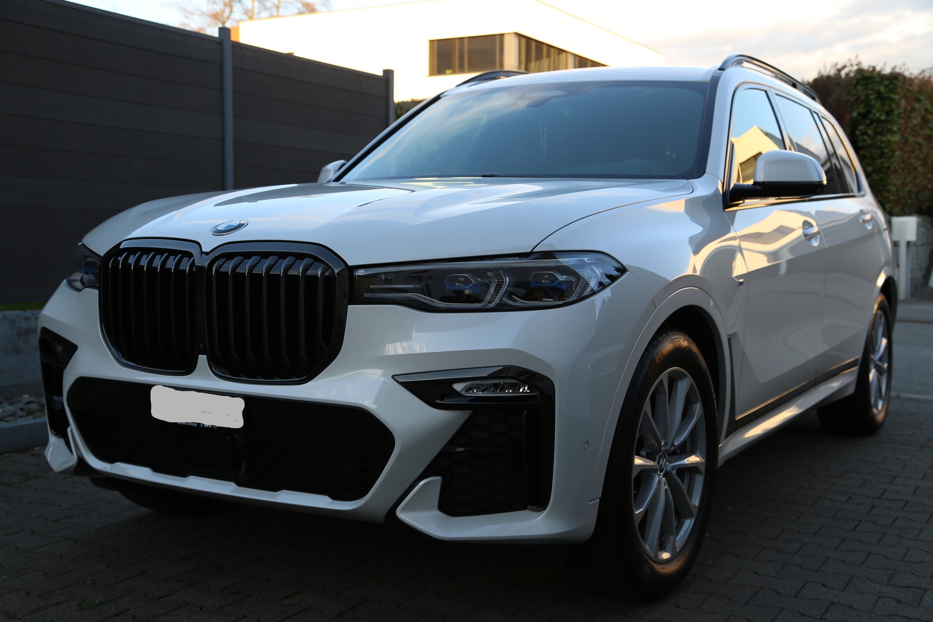 BMW X7 xDrive 48V 40i Steptronic-image-1