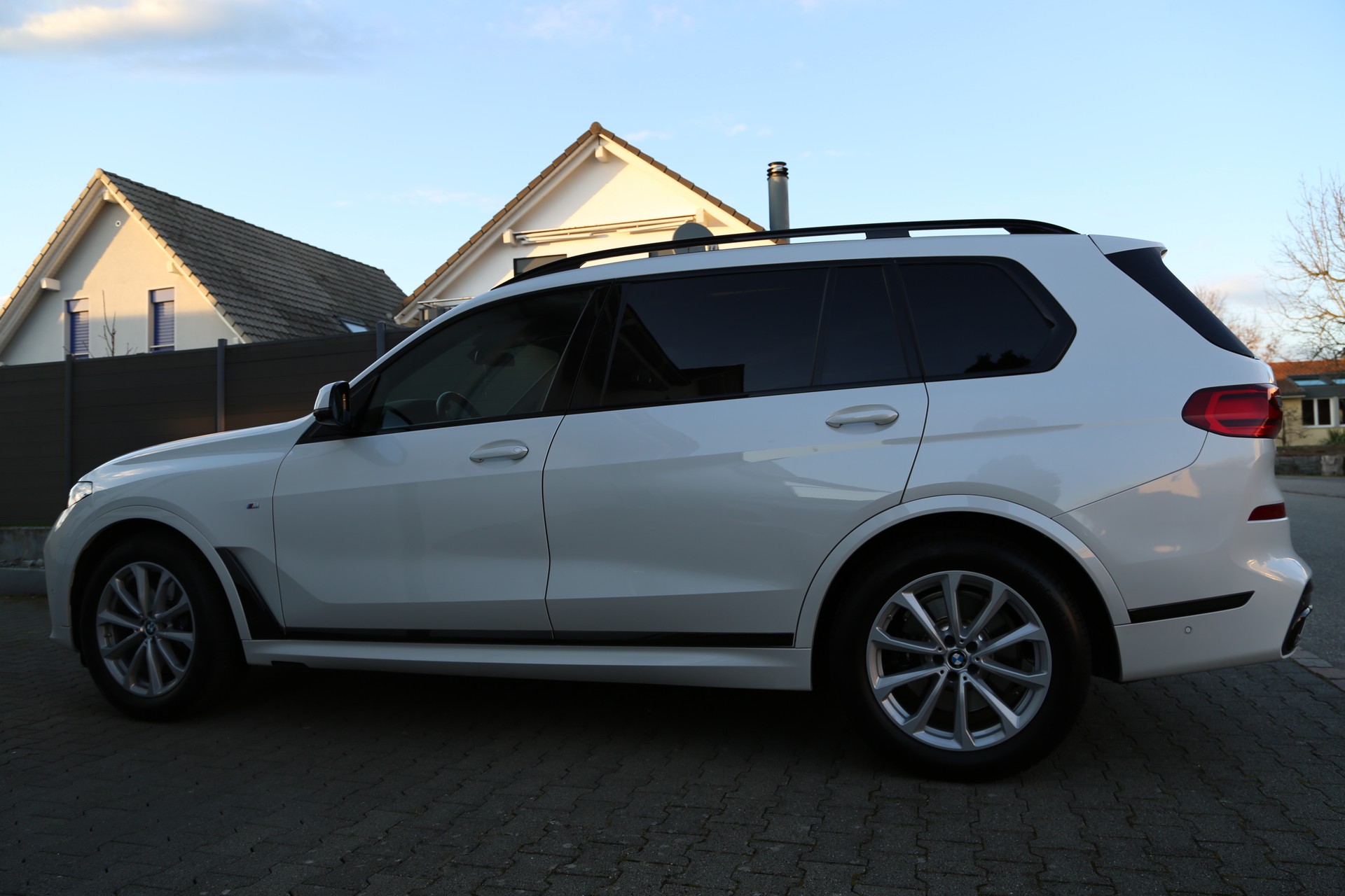BMW X7 xDrive 48V 40i Steptronic-image-2