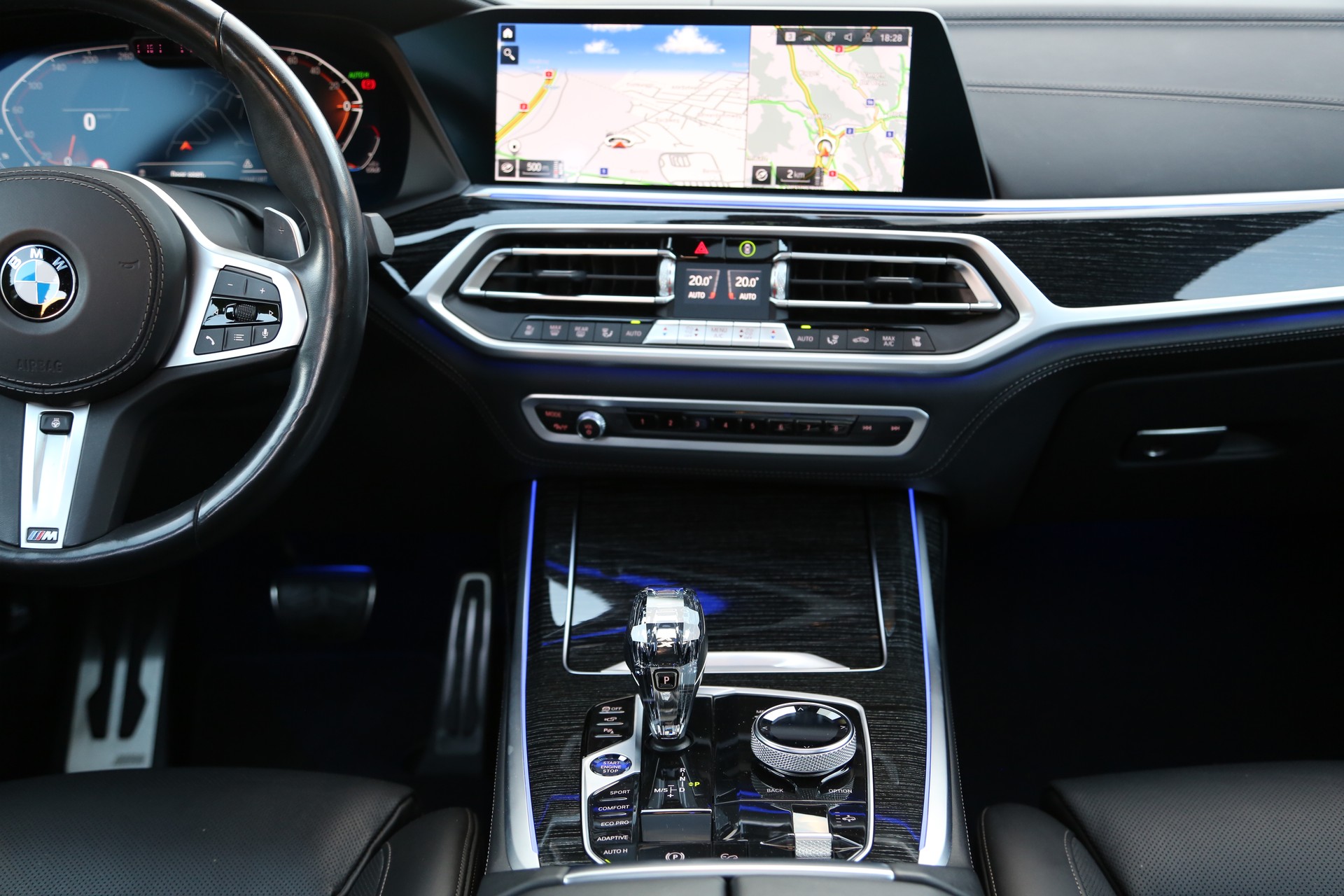 BMW X7 xDrive 48V 40i Steptronic-image-18