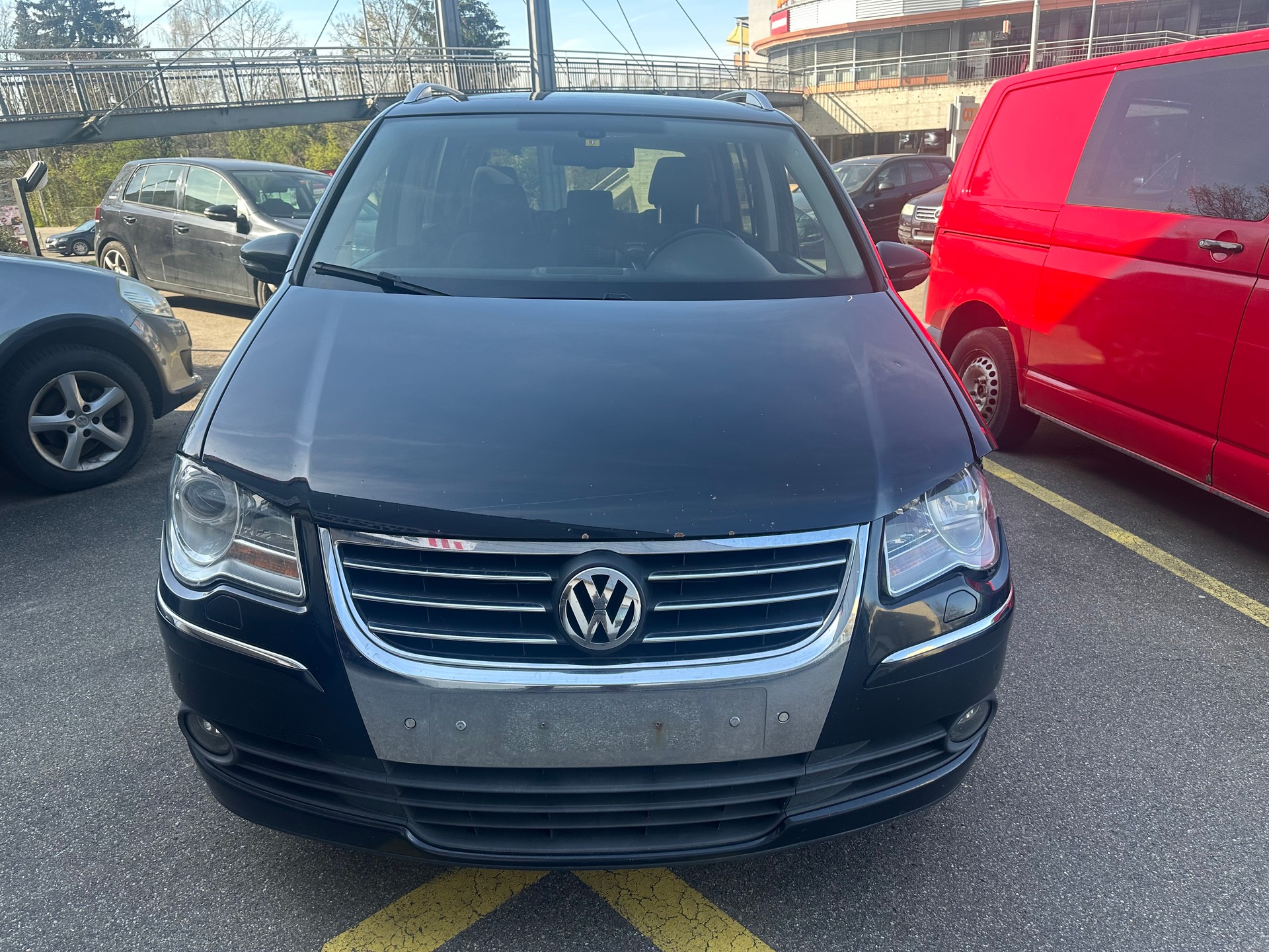 VW CrossTouran 2.0 TDI Scott Limited Edition-image-2