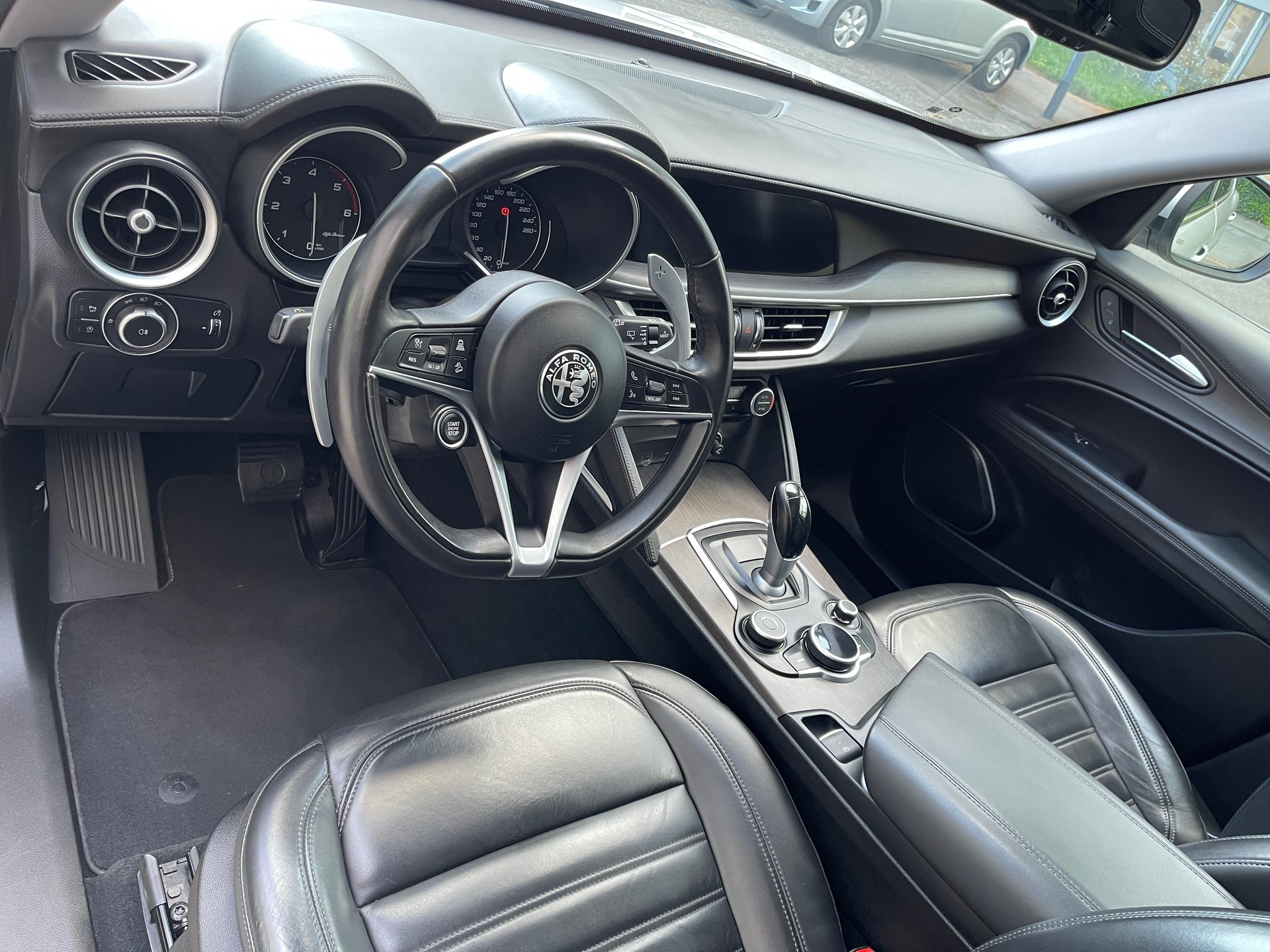 ALFA ROMEO Stelvio 2.2 JTDM Business Automatic Q4-image-6