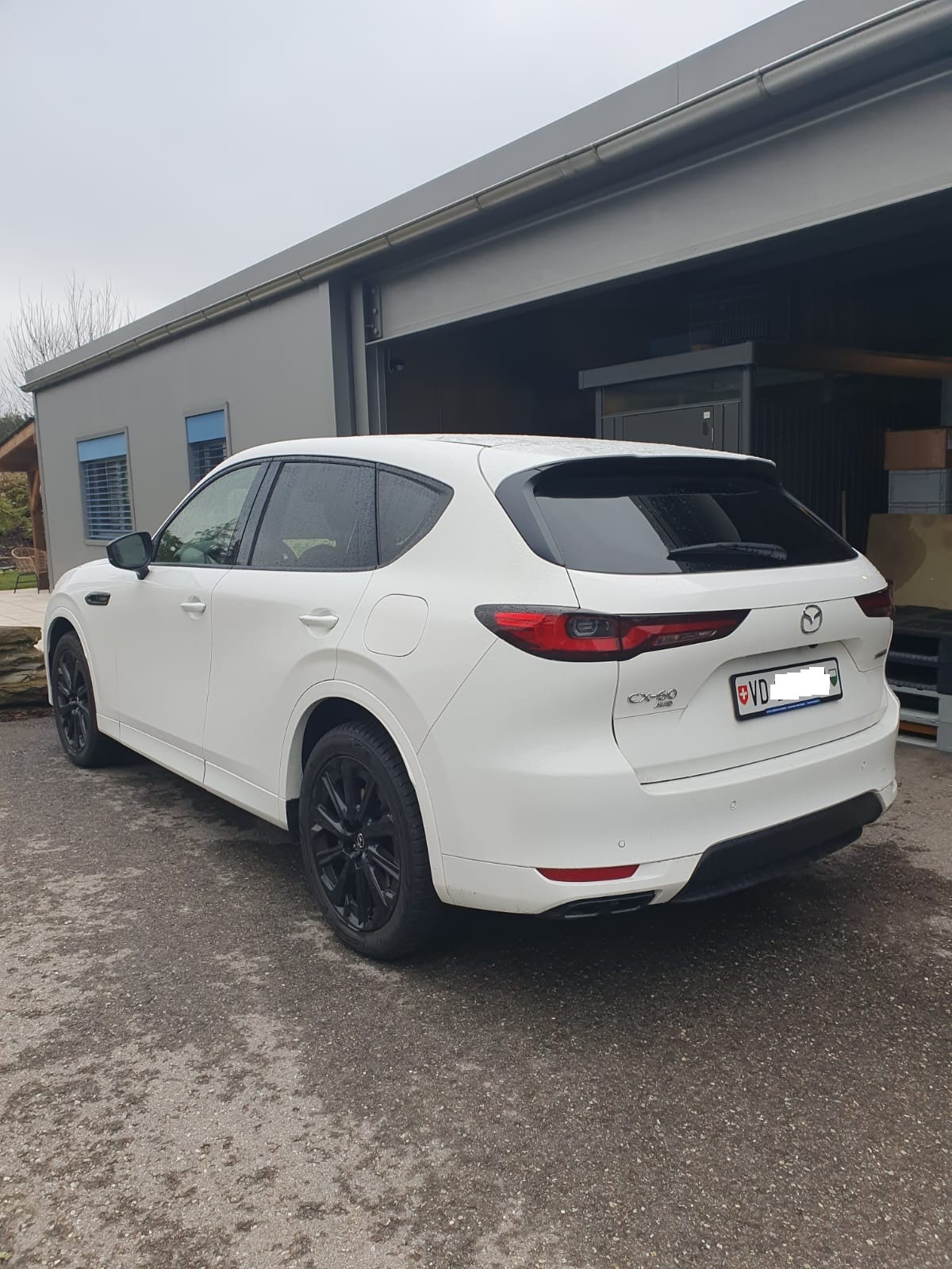 MAZDA CX-60 e-Skyactiv PHEV 327 AWD Homura-image-2