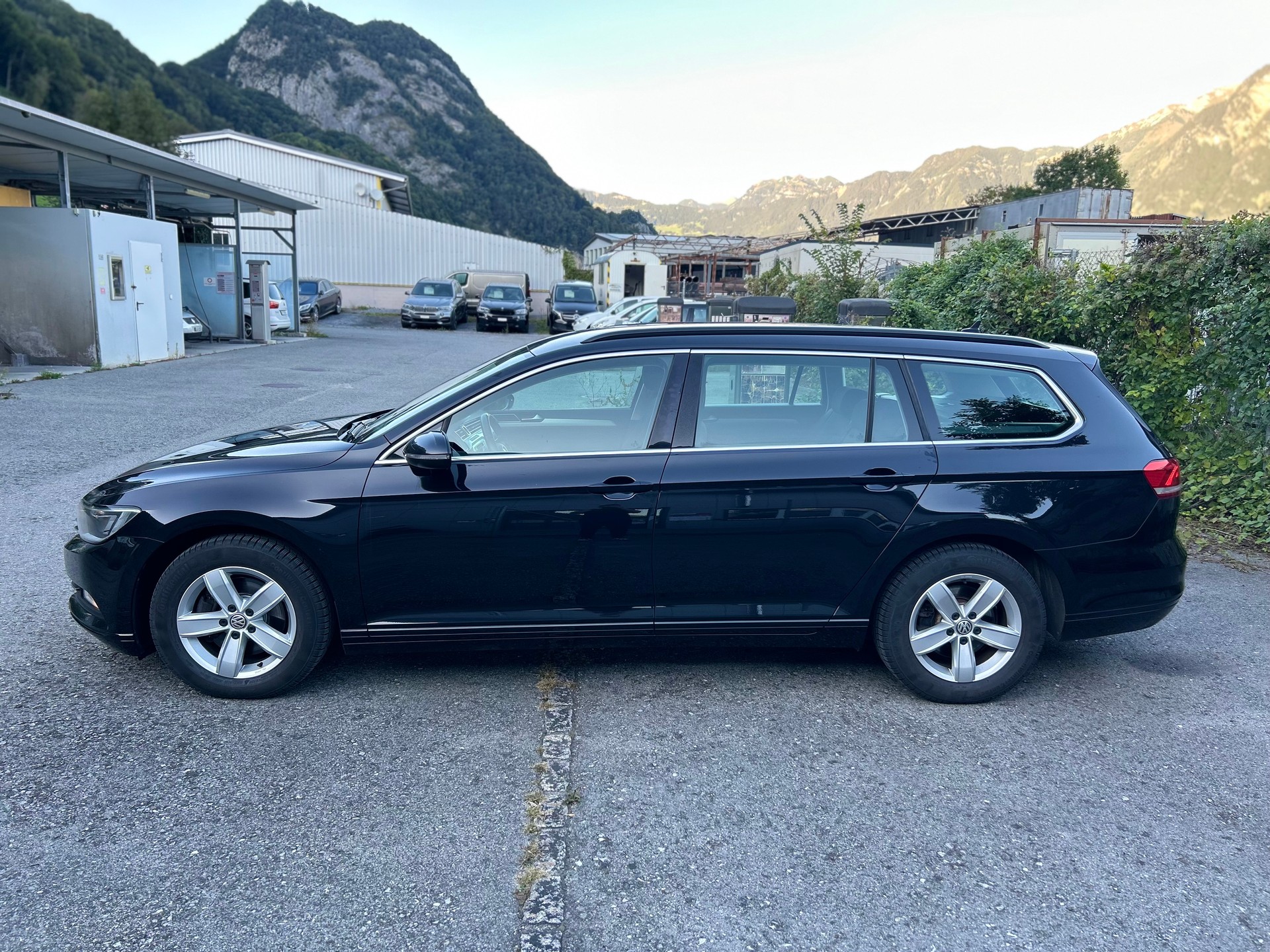 VW Passat Variant 2.0 TDI BMT Comfortline DSG-image-7