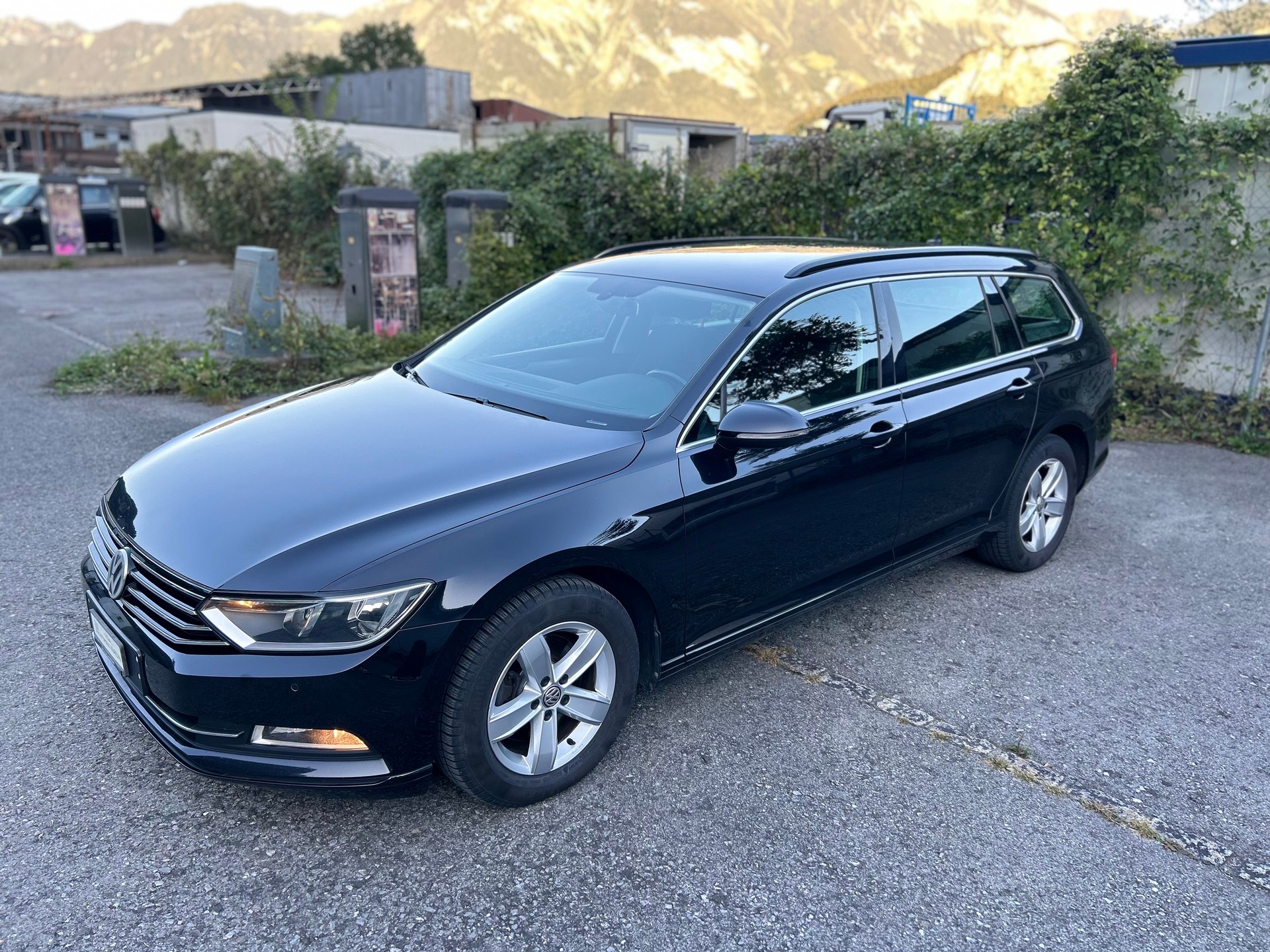 VW Passat Variant 2.0 TDI BMT Comfortline DSG-image-0