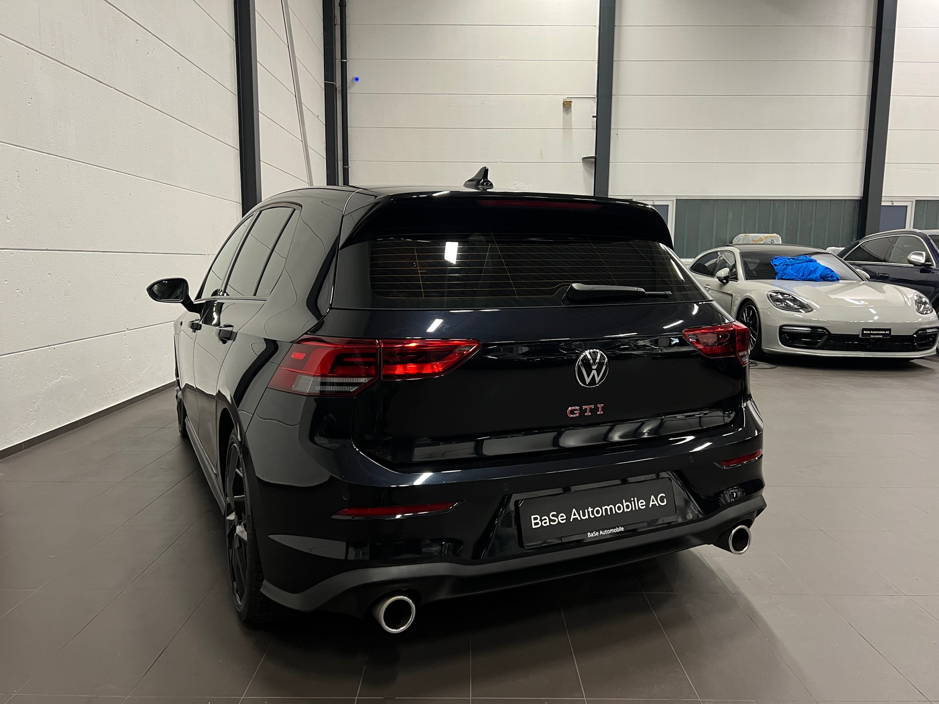 VW Golf 2.0 TSI GTI DSG-image-13