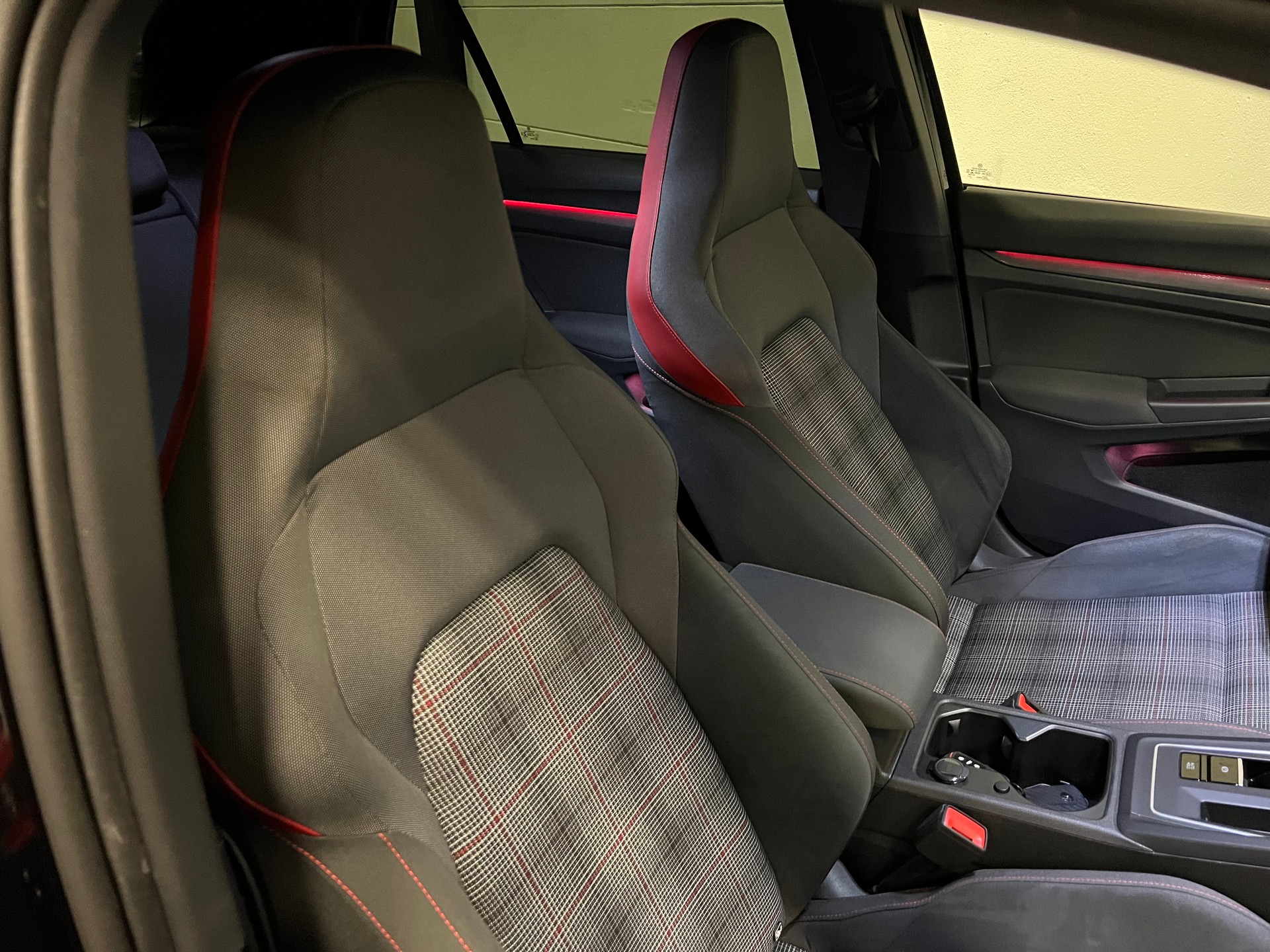VW Golf 2.0 TSI GTI DSG-image-19