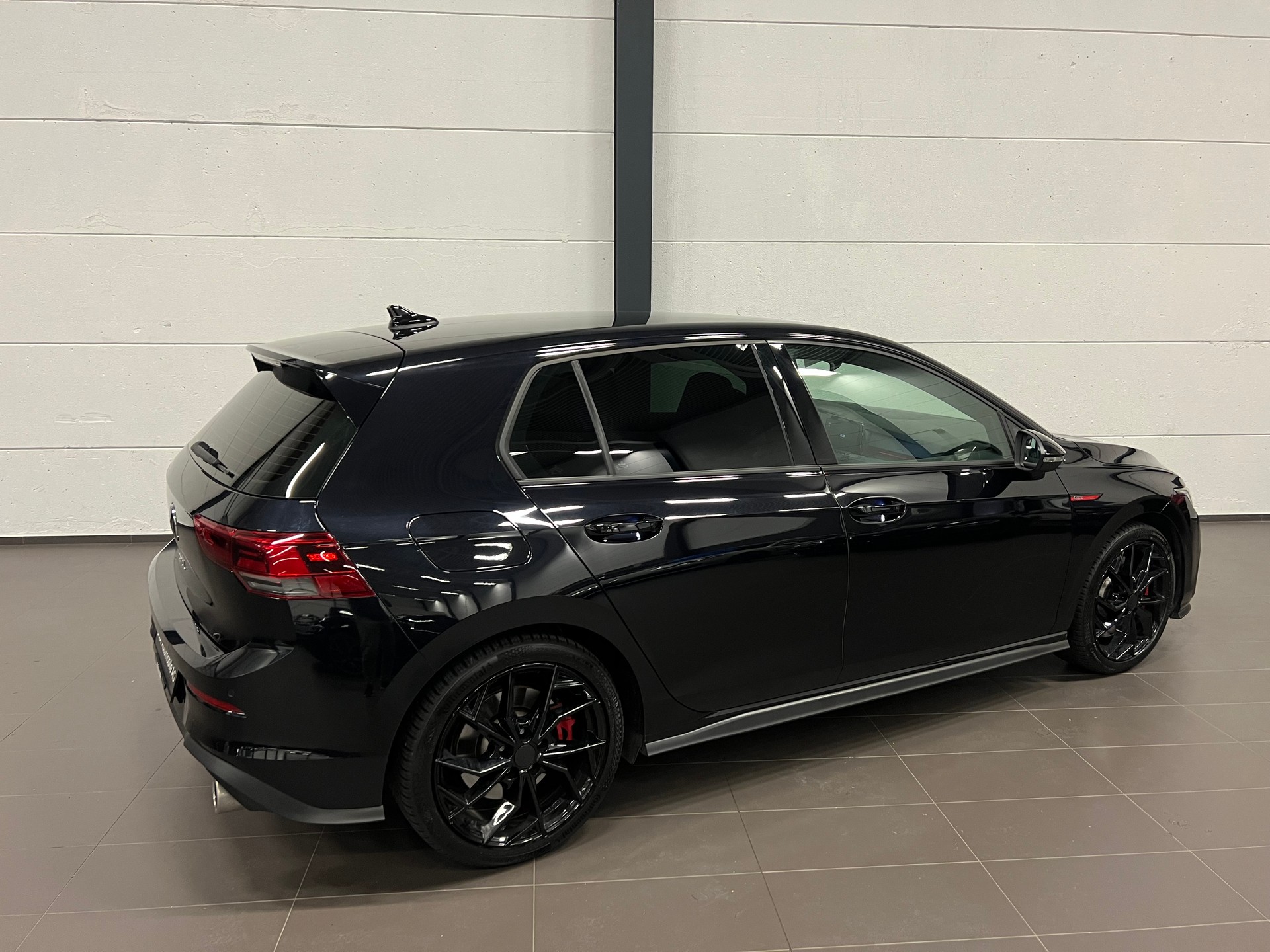 VW Golf 2.0 TSI GTI DSG-image-11