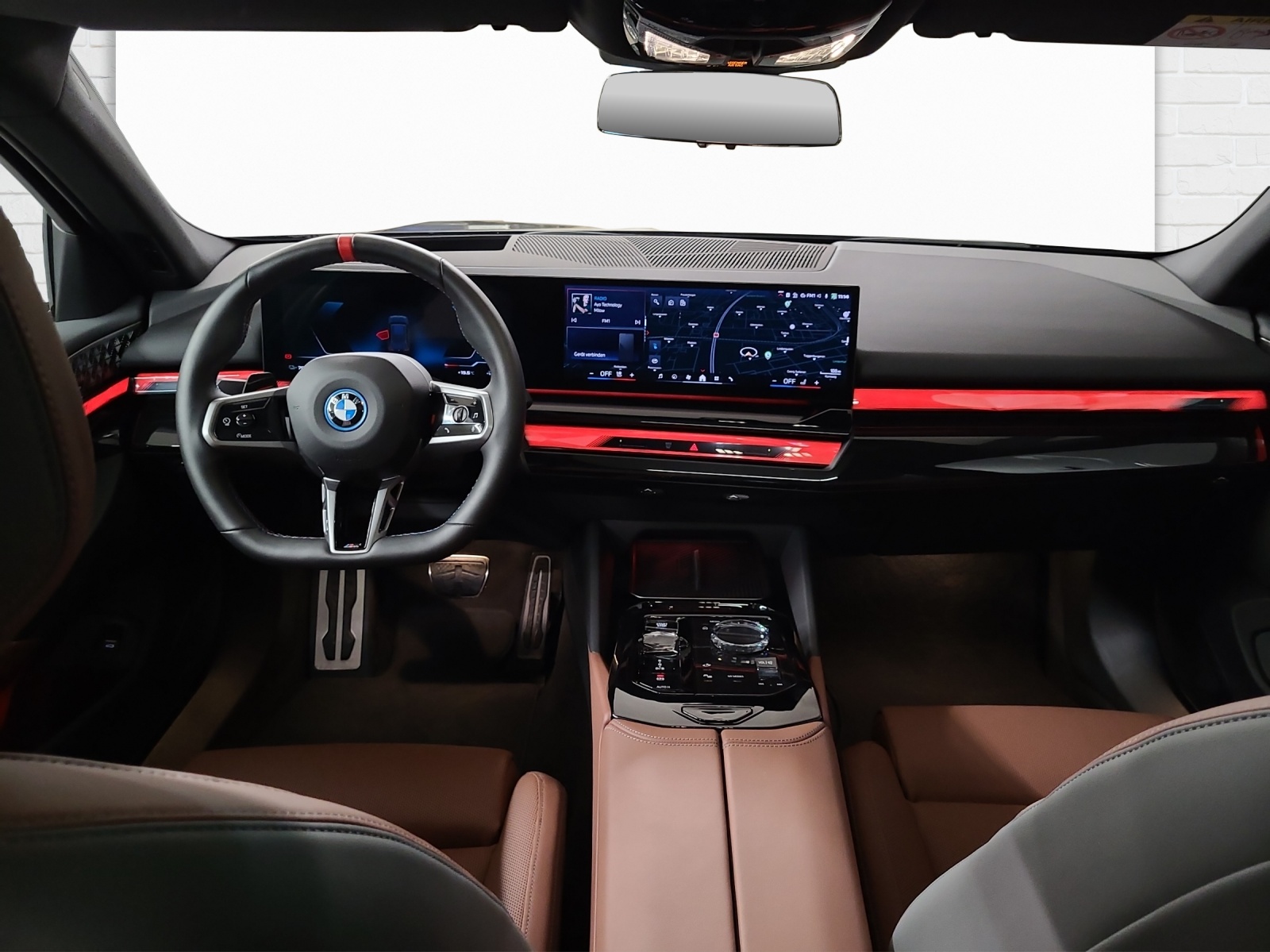 BMW i5 G61 Touring M60 xDrive-image-7
