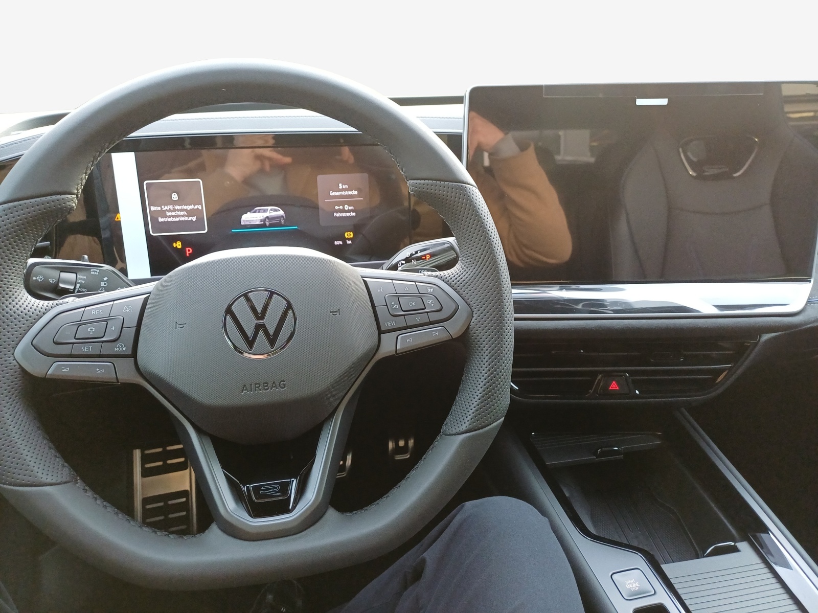 VW Passat Variant 2.0 TDI evo R-Line 4 Motion DSG-image-8