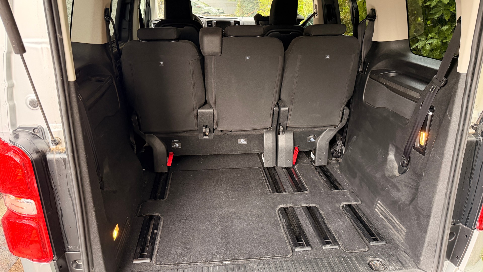 CITROEN Spacetourer 2.0 BlueHDi Feel S (kurz)-image-5