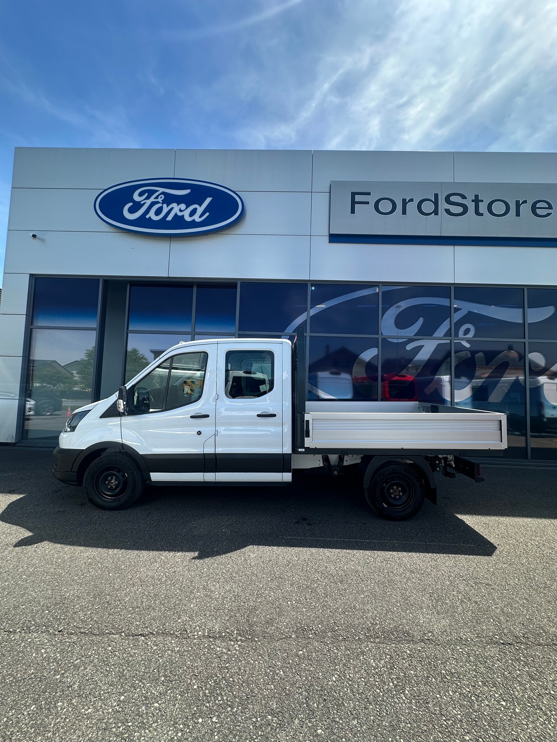 FORD Transit dcab.-ch. 350 L2 2.0 E Trend/170CV/Man.AWD-image-2