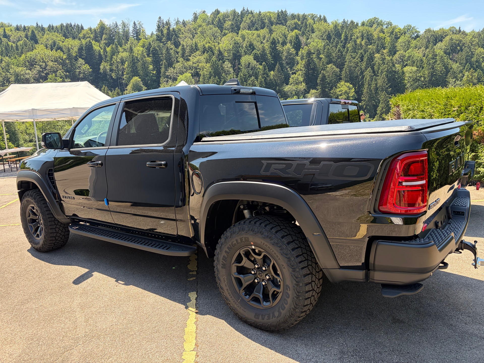 DODGE Ram 1500 RHO Crew Cab 3.0l Hurricane 4WD-image-1