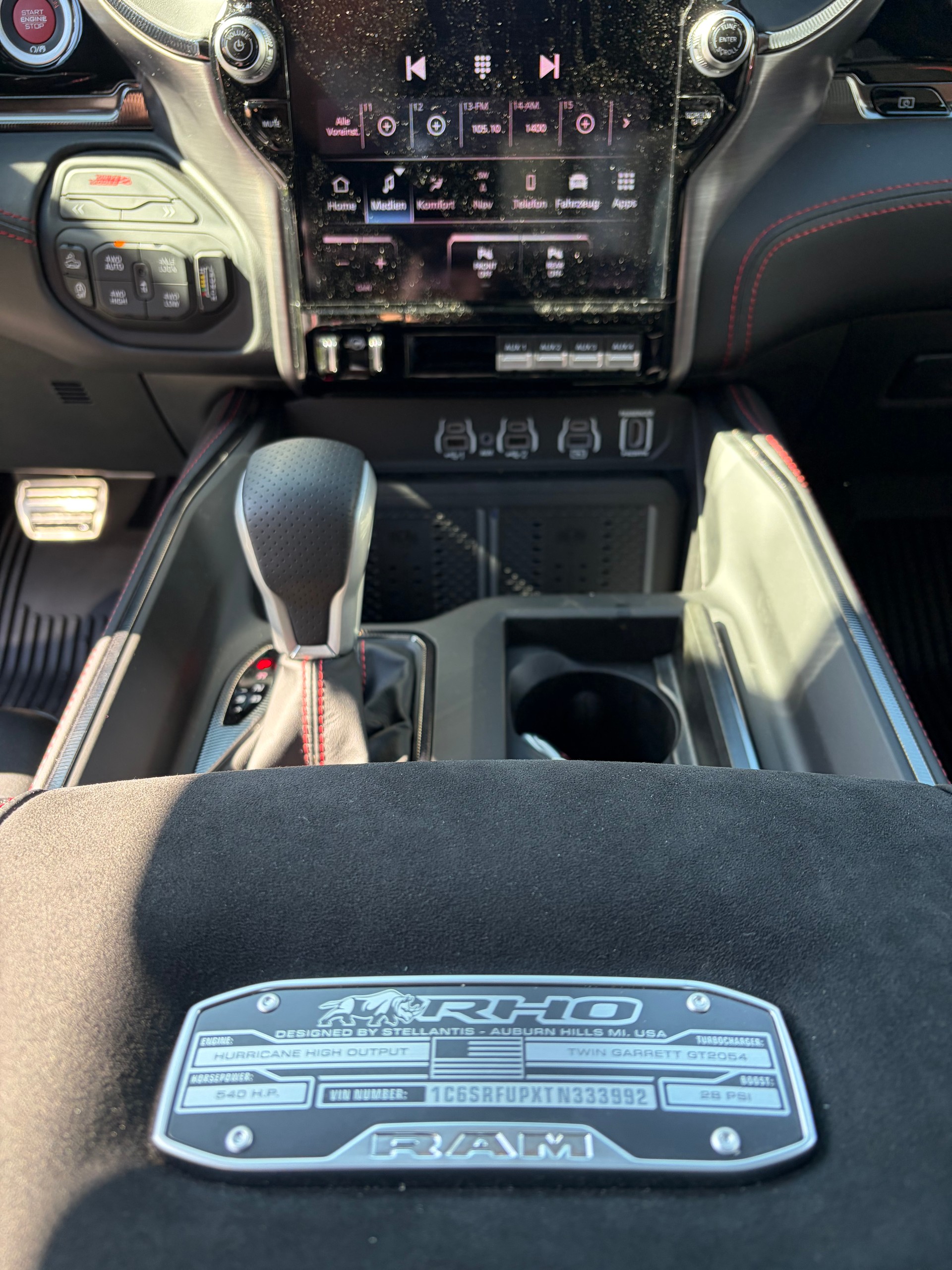 DODGE Ram 1500 RHO Crew Cab 3.0l Hurricane 4WD-image-11