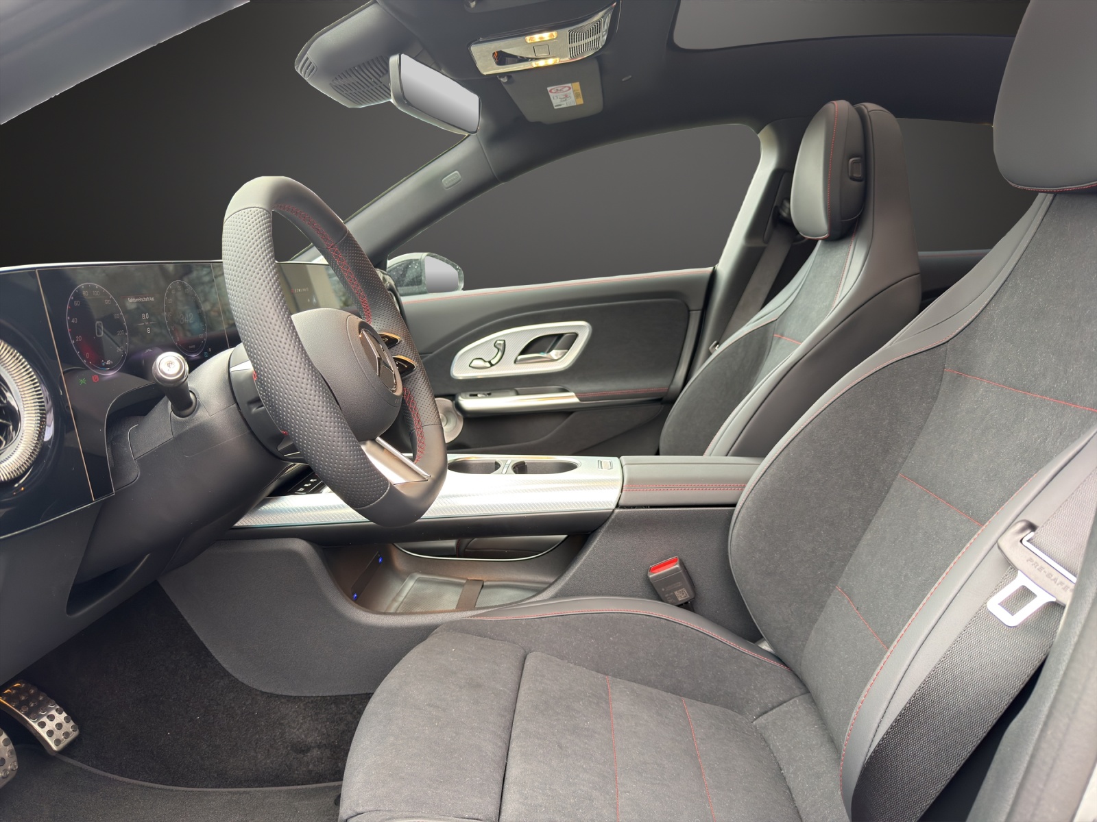 MERCEDES-BENZ CLA 350 4 Matic 85 kWh EQ-image-9