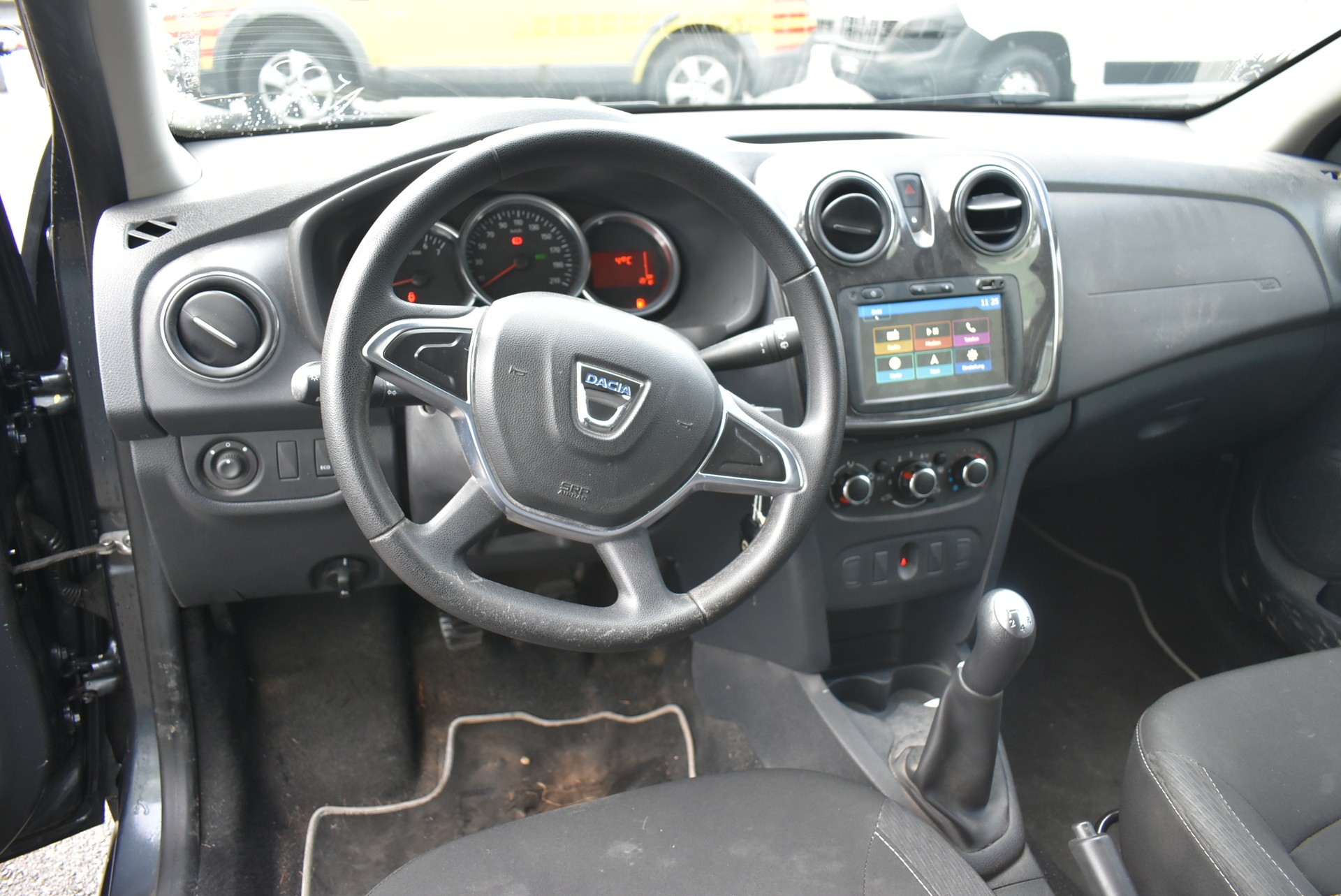 DACIA Sandero TCe 90 Comfort-image-3