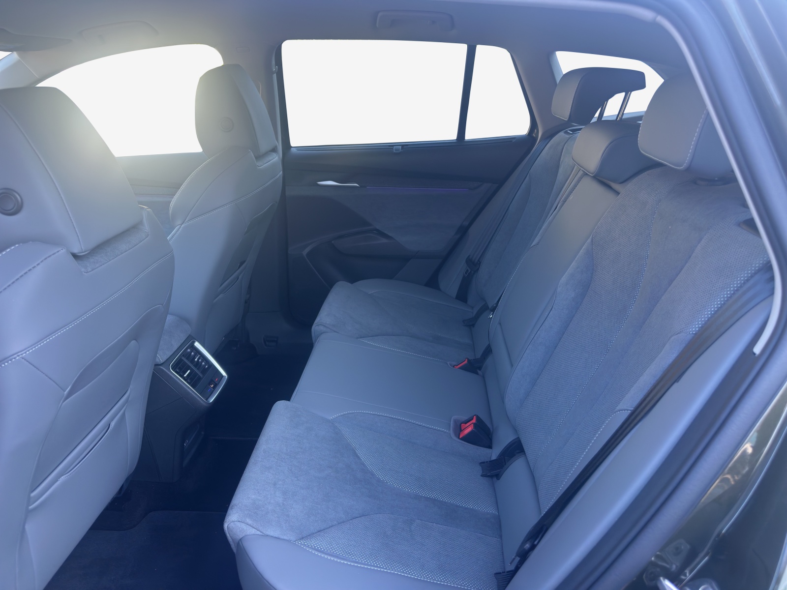 SKODA Enyaq 85-image-11