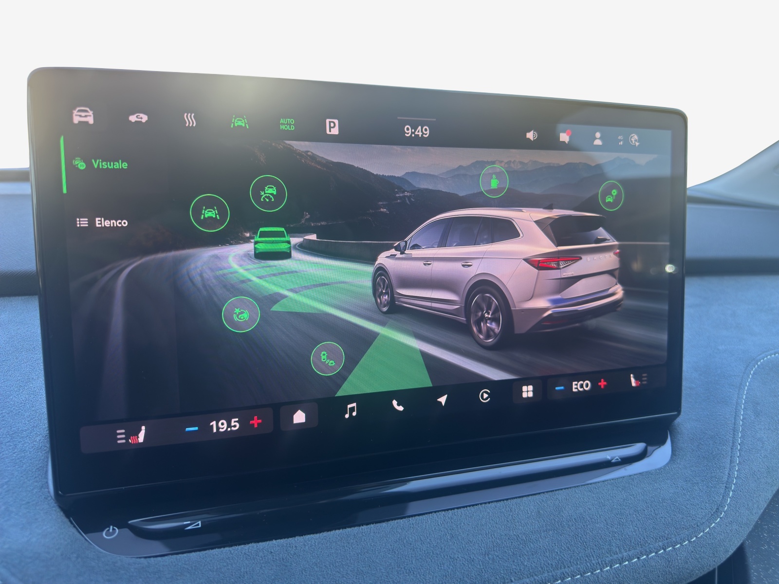 SKODA Enyaq 85-image-14