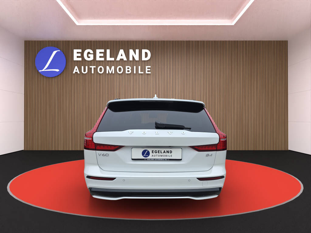 VOLVO V60 2.0 B4 Plus Dark-image-5