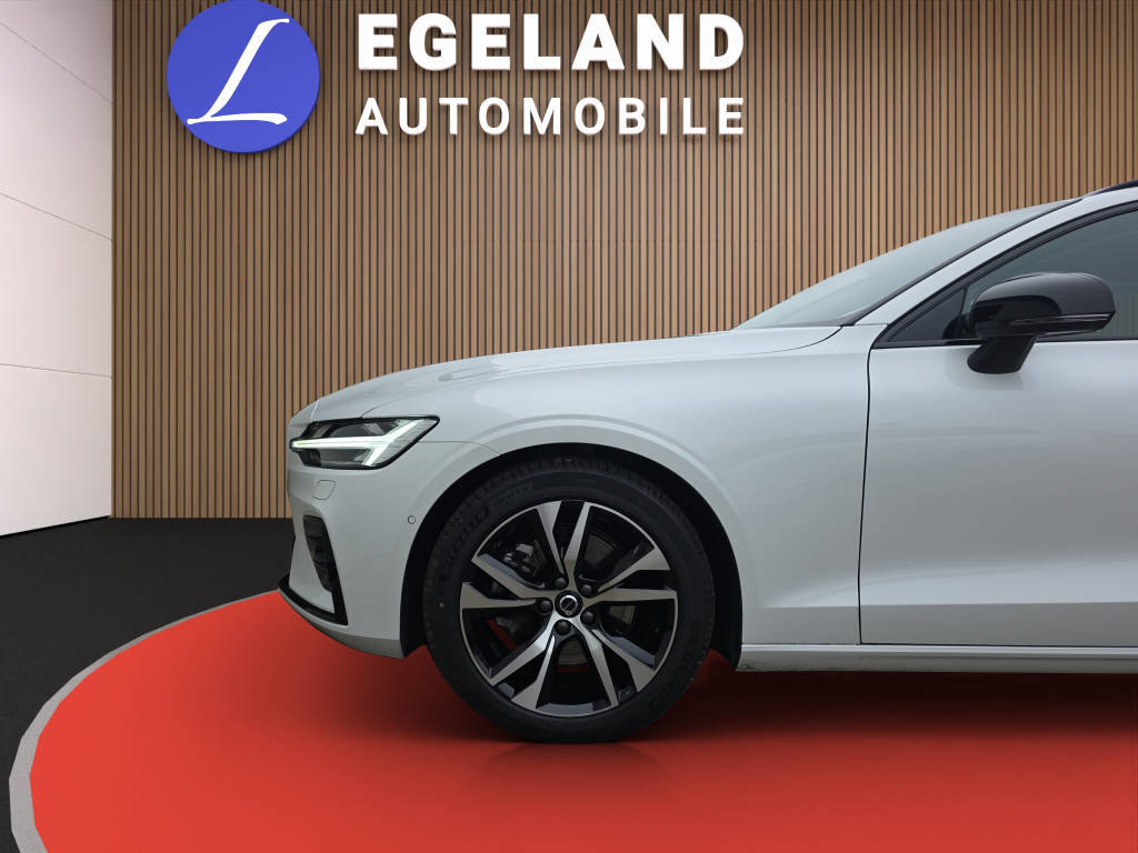 VOLVO V60 2.0 B4 Plus Dark-image-7