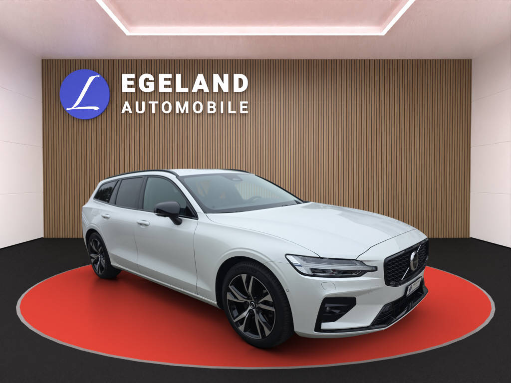 VOLVO V60 2.0 B4 Plus Dark-image-1