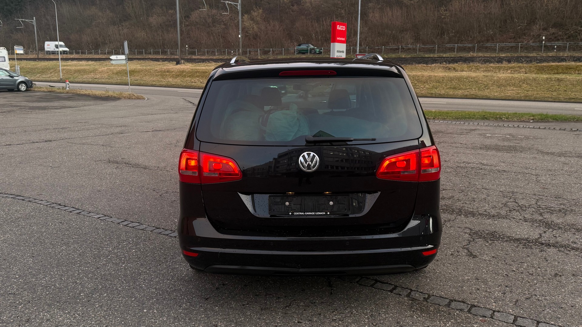 VW SHARAN-image-6