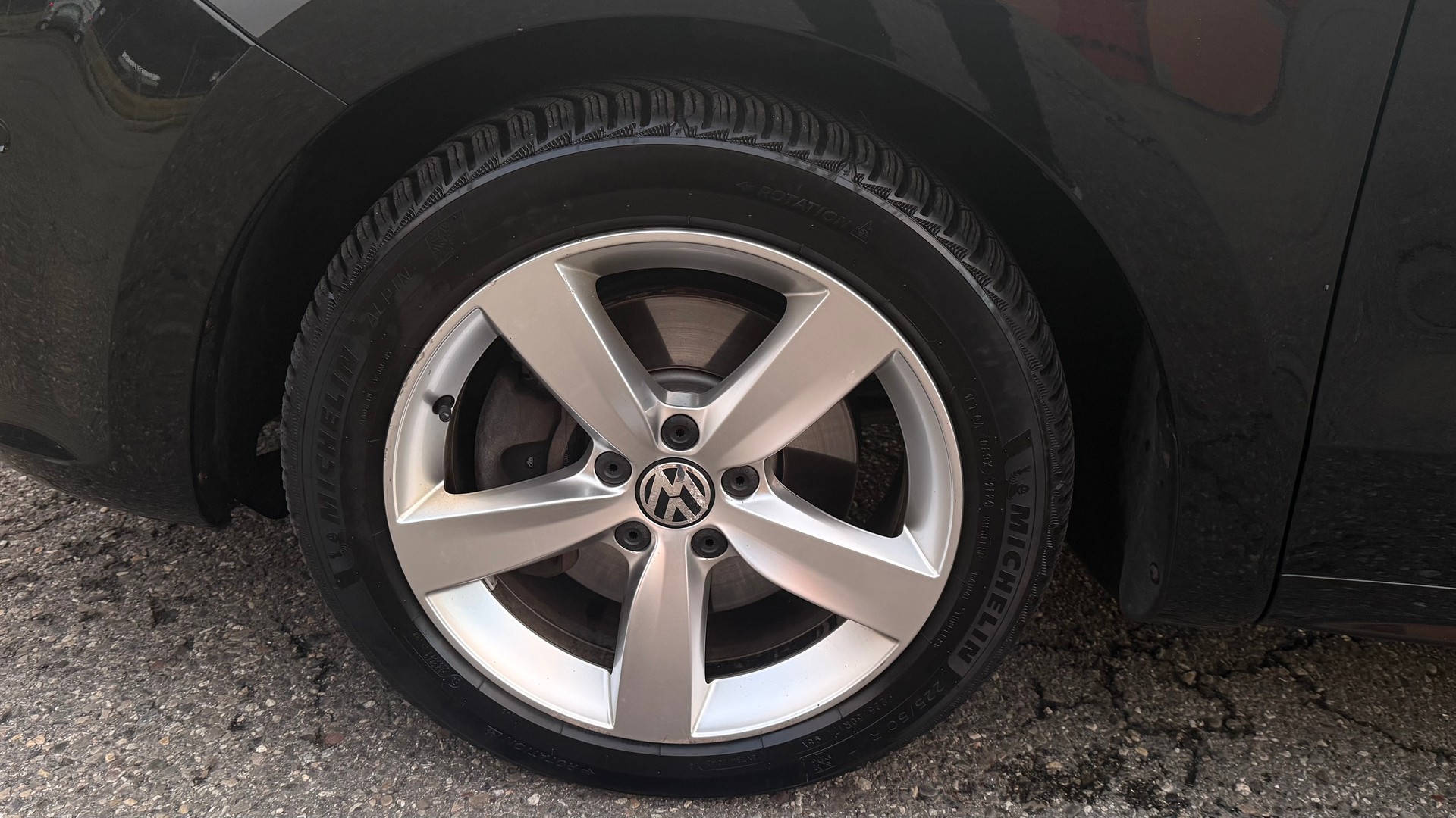 VW SHARAN-image-14