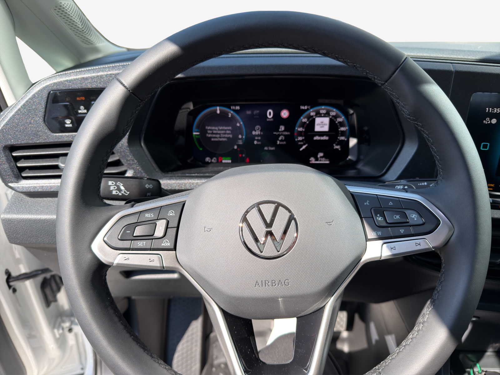 VW Caddy Cargo 1.5 TSI Plug in Hybrid DSG-image-9