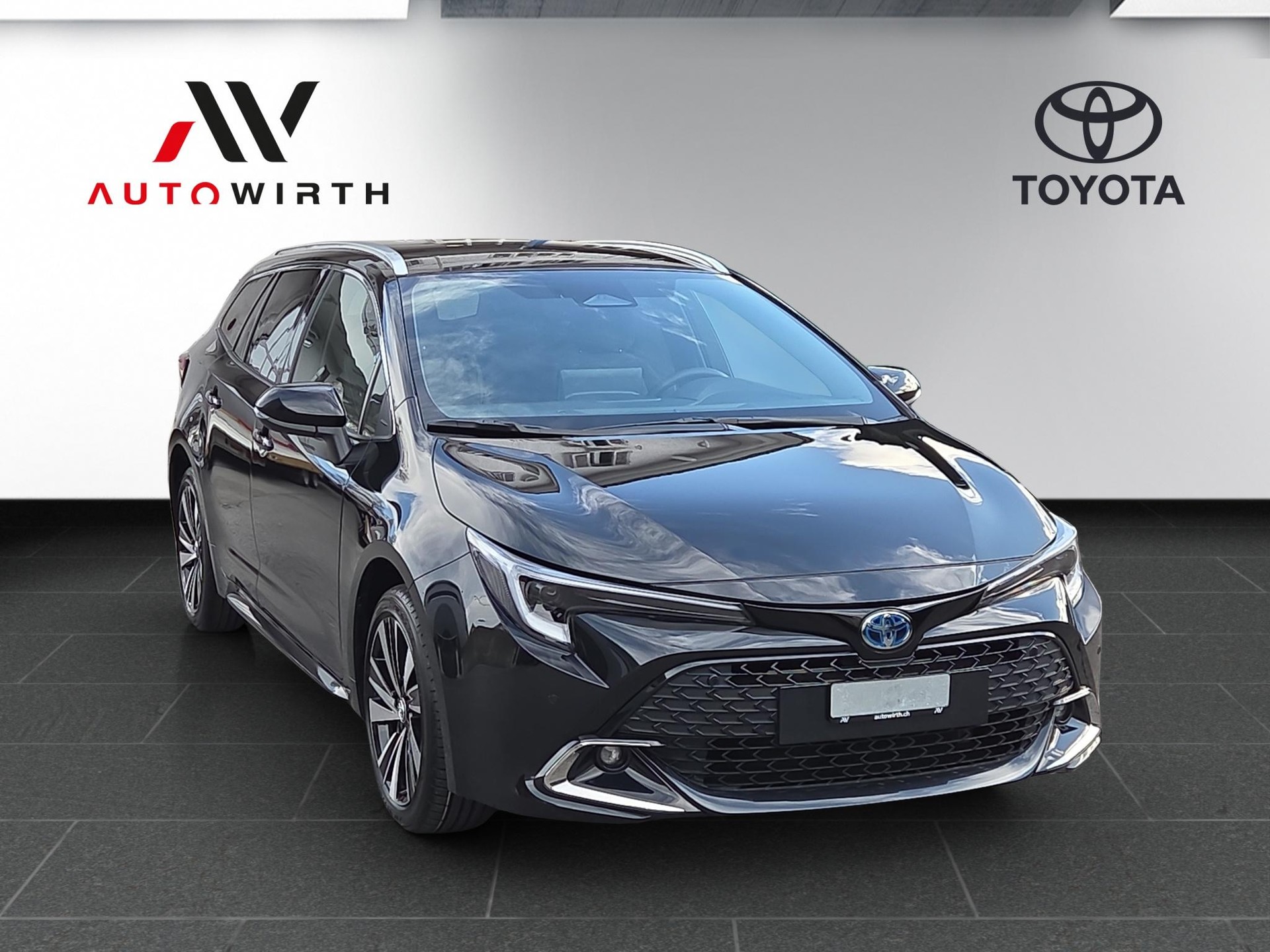 TOYOTA Corolla Touring Sports 1.8 HSD Trend-image-2