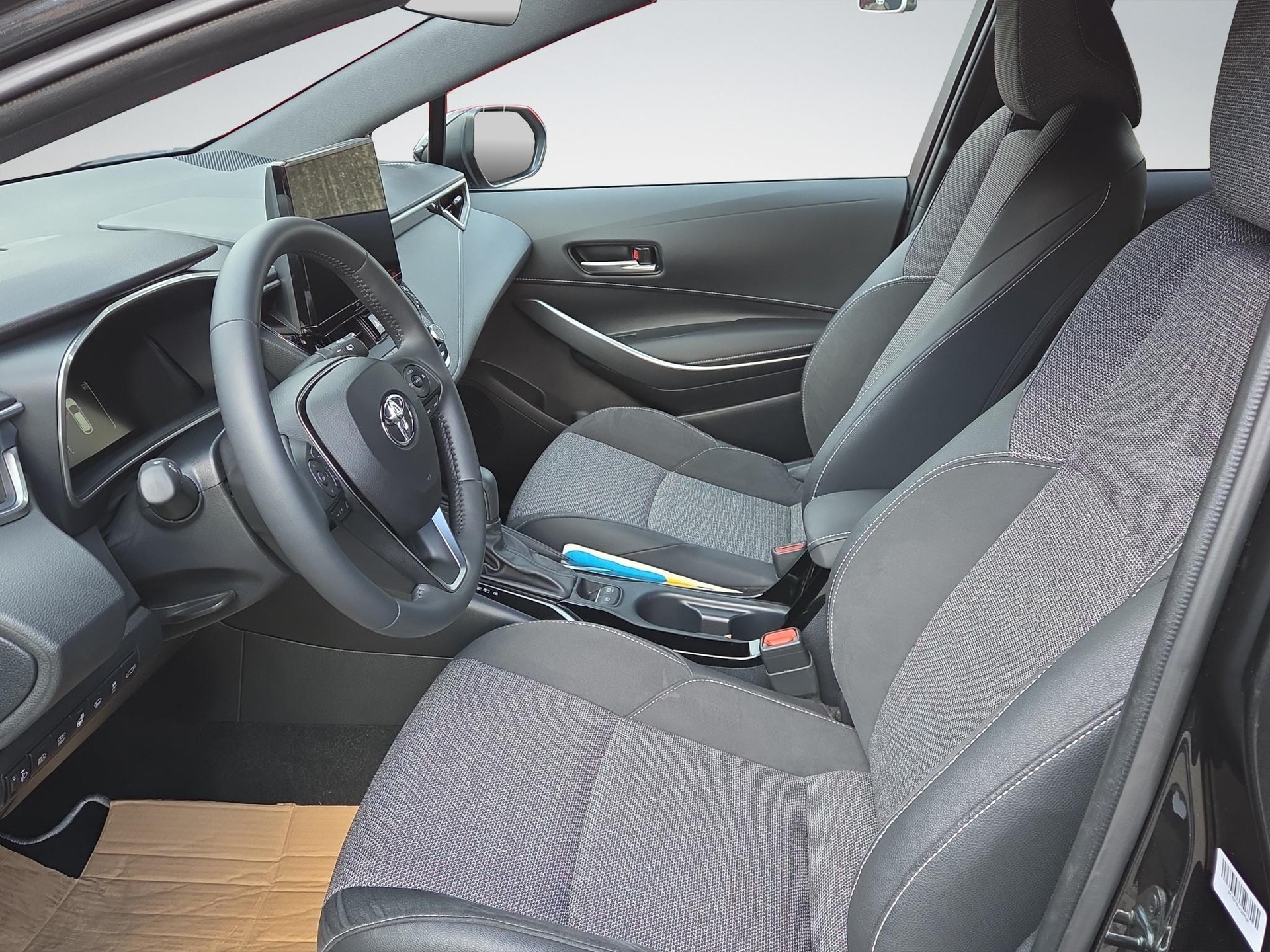 TOYOTA Corolla Touring Sports 1.8 HSD Trend-image-8