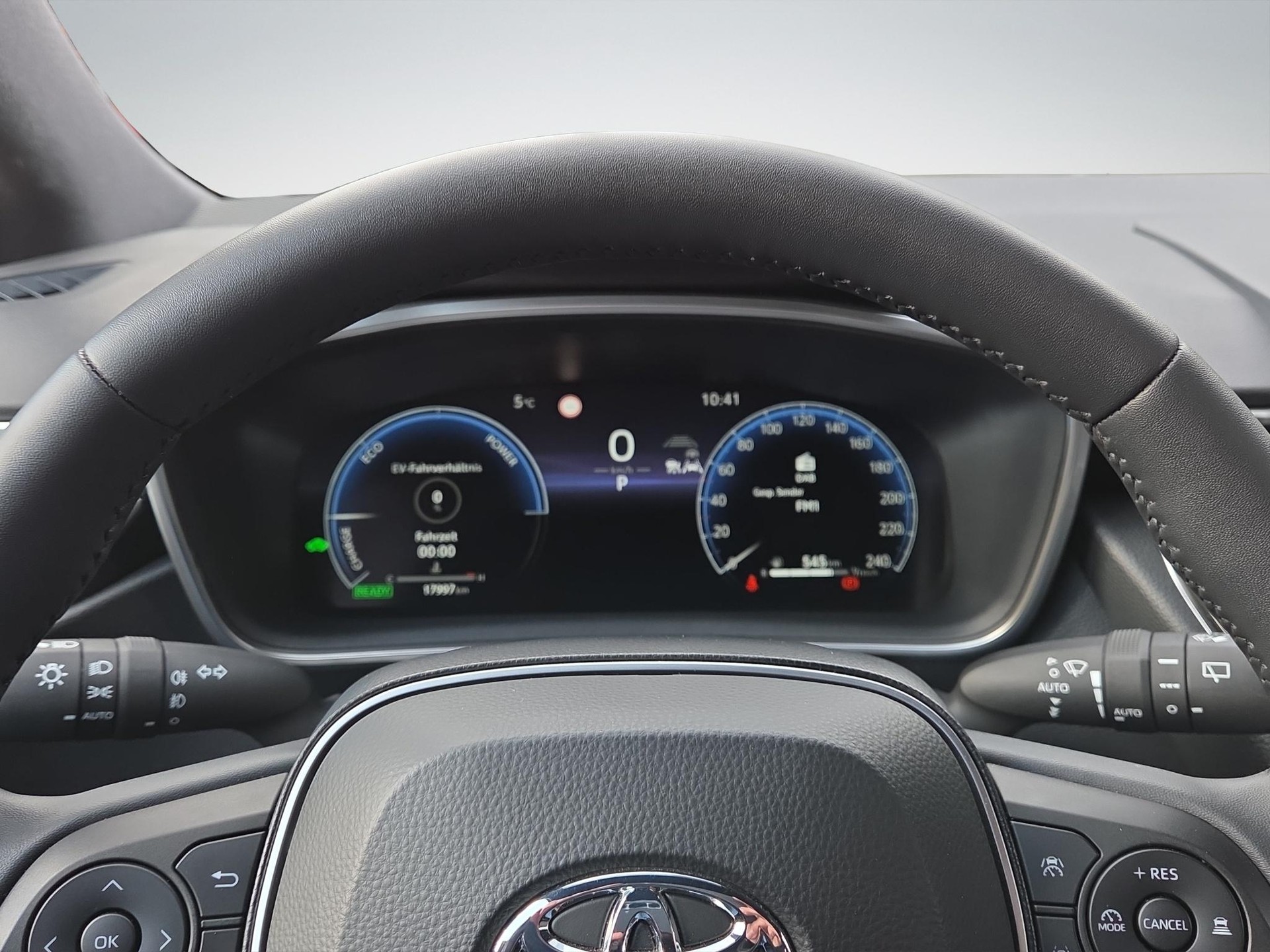 TOYOTA Corolla Touring Sports 1.8 HSD Trend-image-10