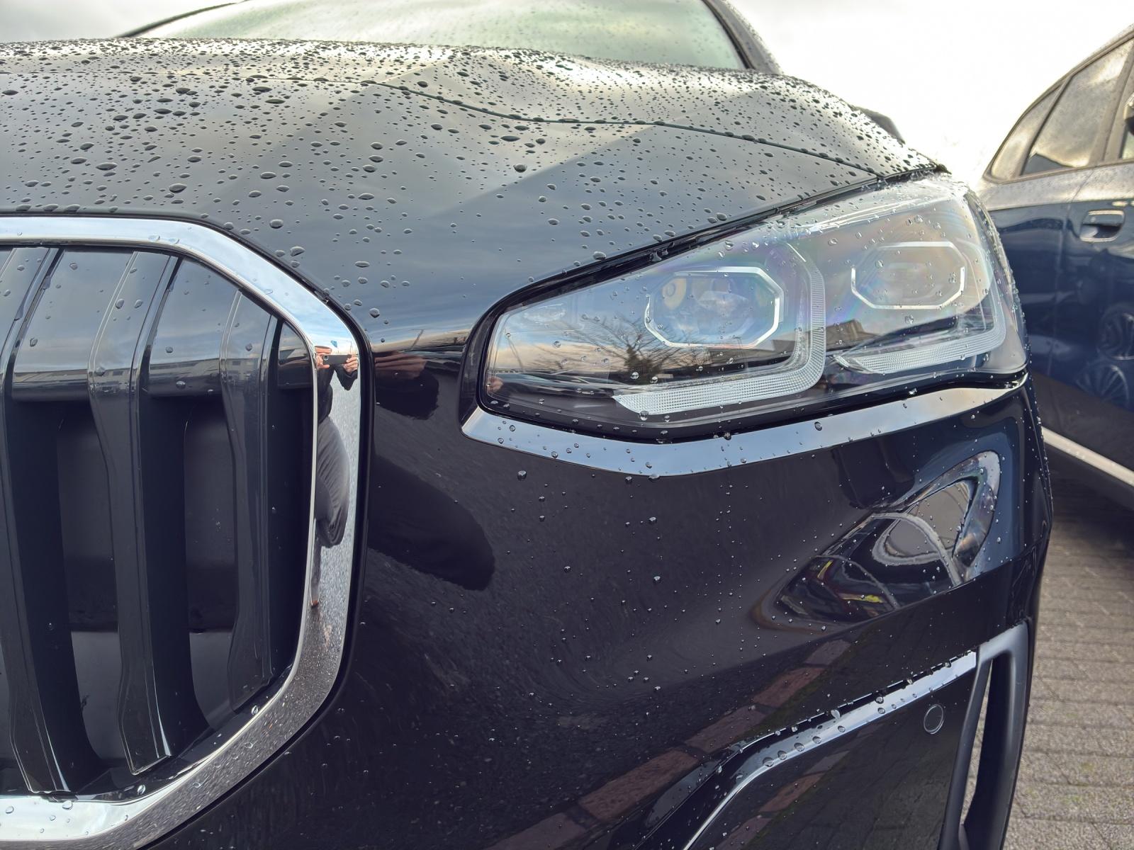 BMW 218d Active Tourer-image-18