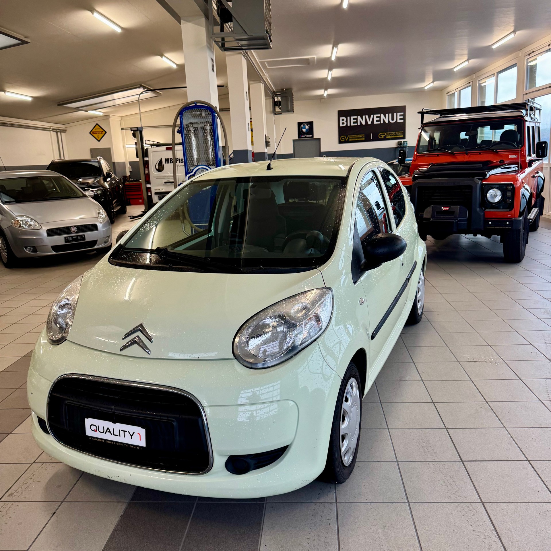 CITROEN C1 1.0i Chic (SX) SensoDrive-image-3