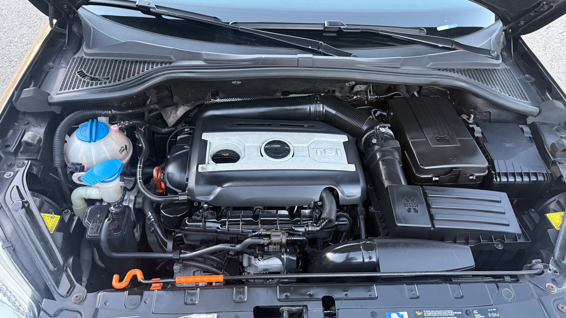 SKODA Yeti 1.8 TSI Ambition 4x4 ab MFK-image-12