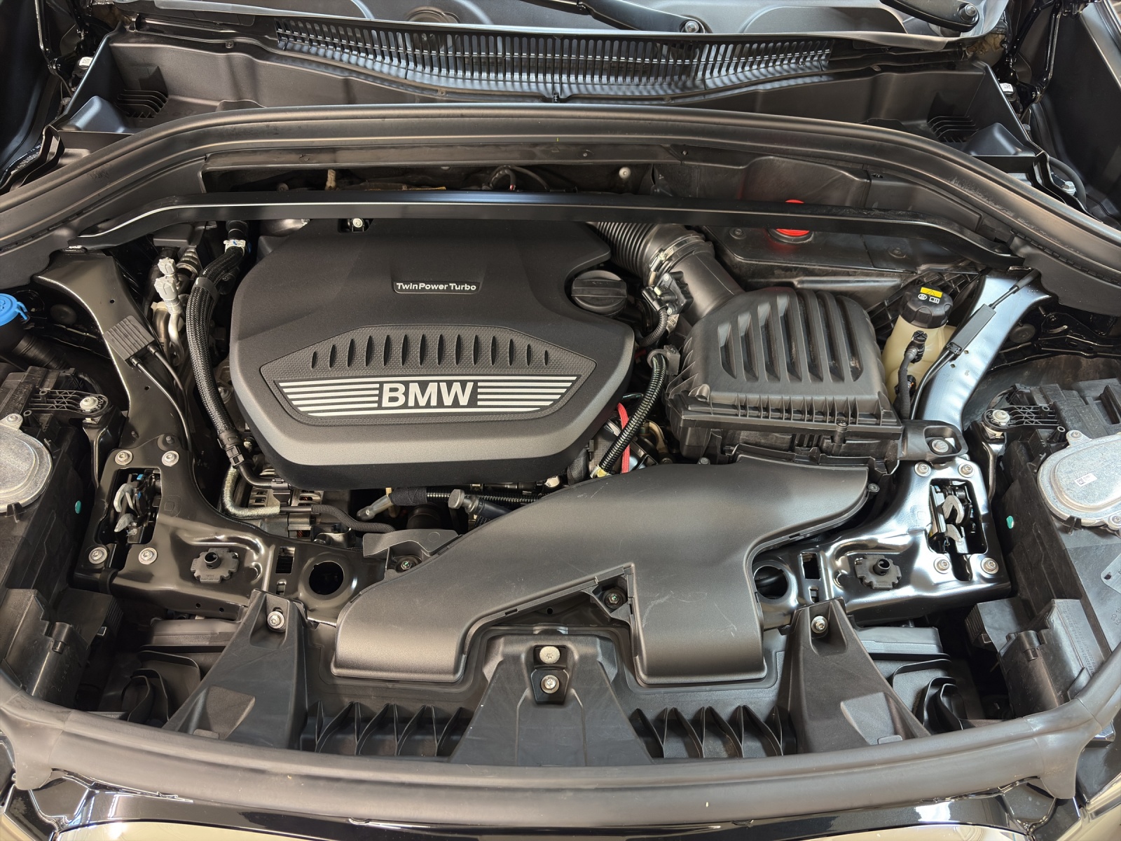 BMW X1 xDrive 18d M Sport-image-17