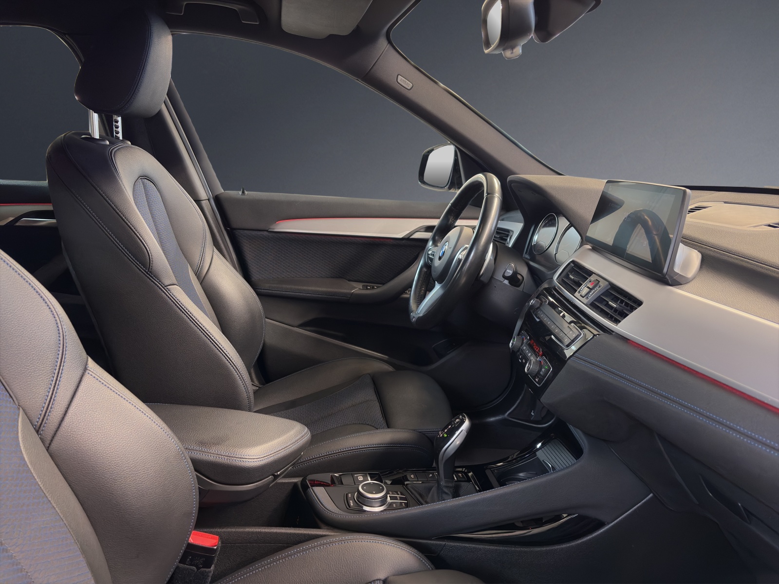 BMW X1 xDrive 18d M Sport-image-9