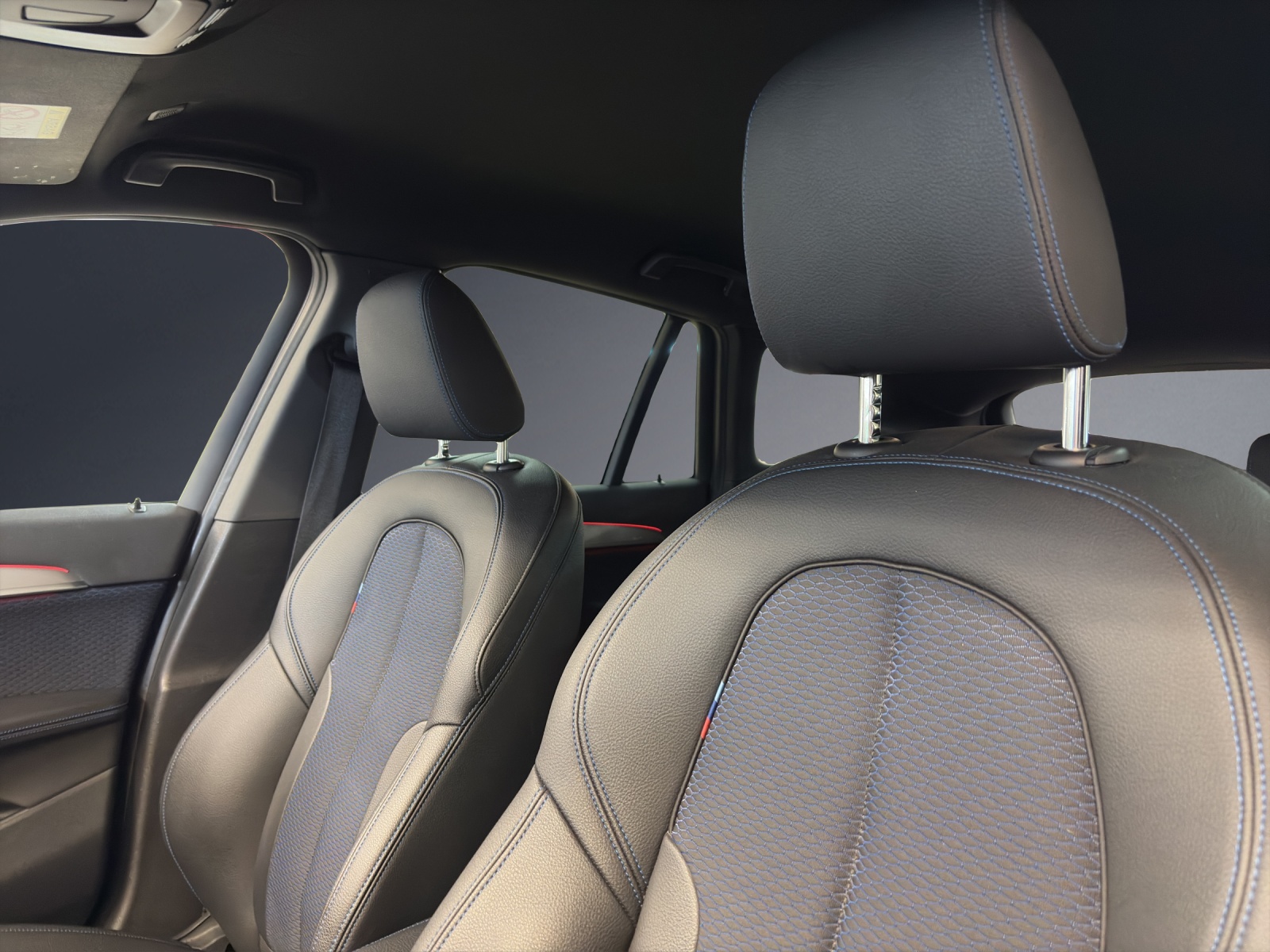 BMW X1 xDrive 18d M Sport-image-7