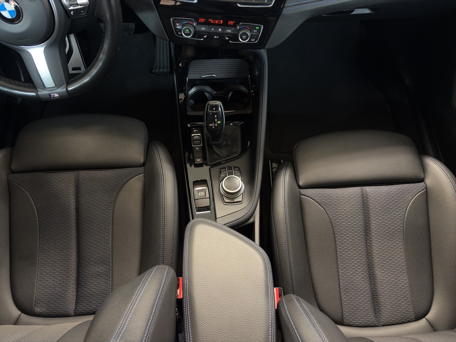 BMW X1 xDrive 18d M Sport-image-13